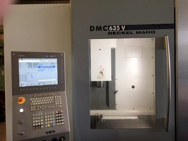 DECKEL MAHO DMC 635 V-maskinen framifrån