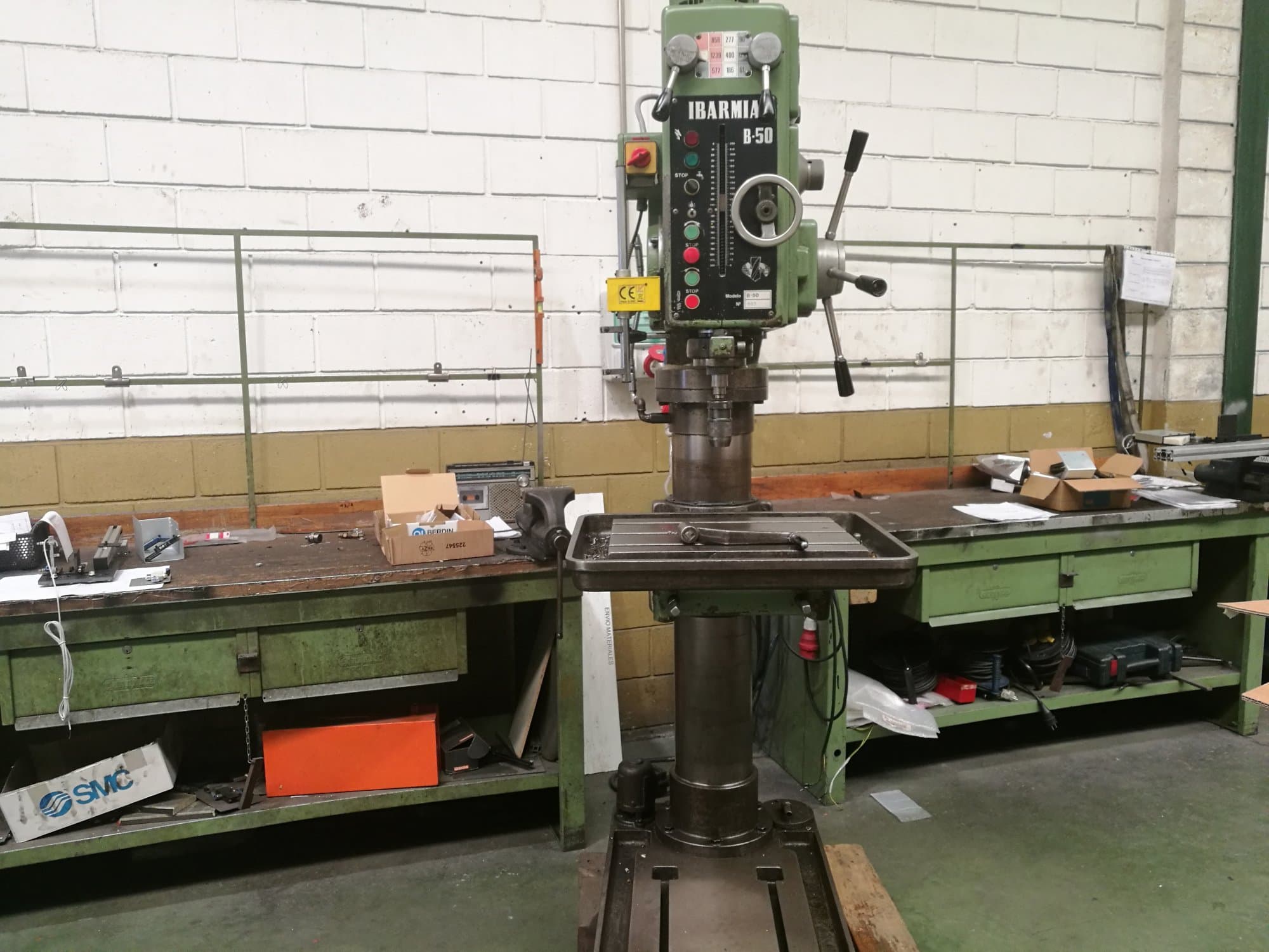 1 IBARMIA-maskinen framifrånB-50