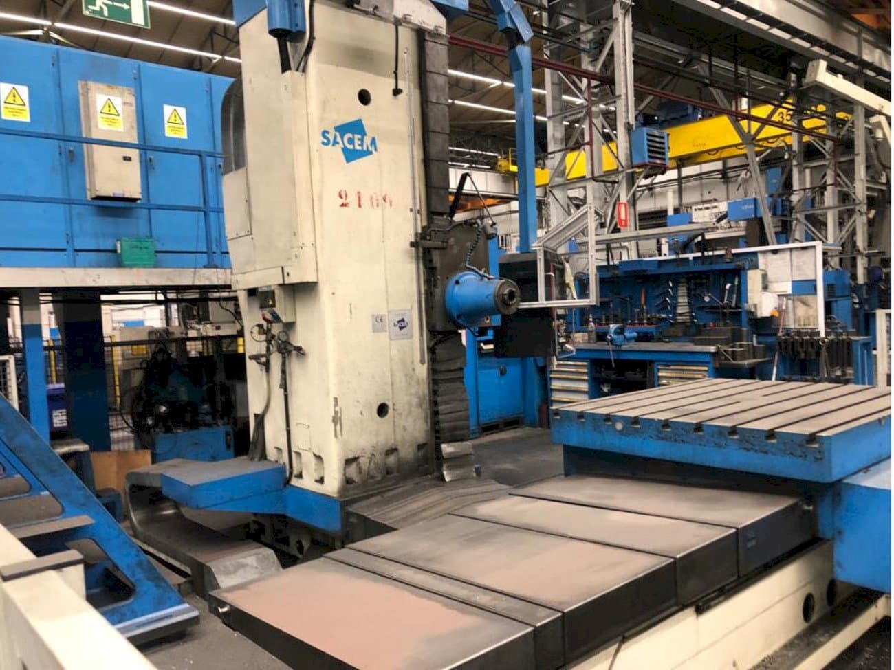 Sacem MSMG - XC/110-C/N-maskinen framifrån