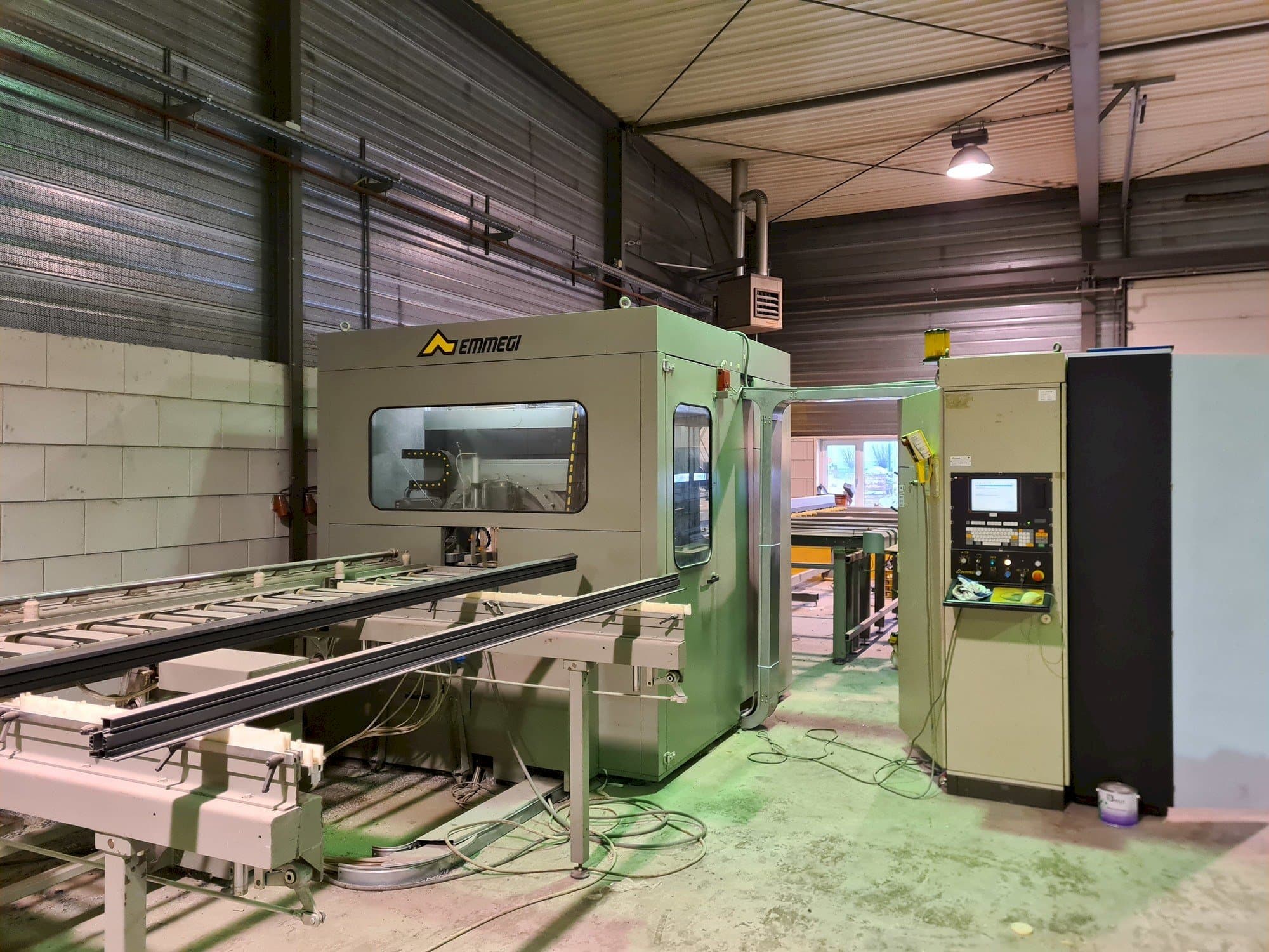 Emmegi Quadra-maskinen framifrån