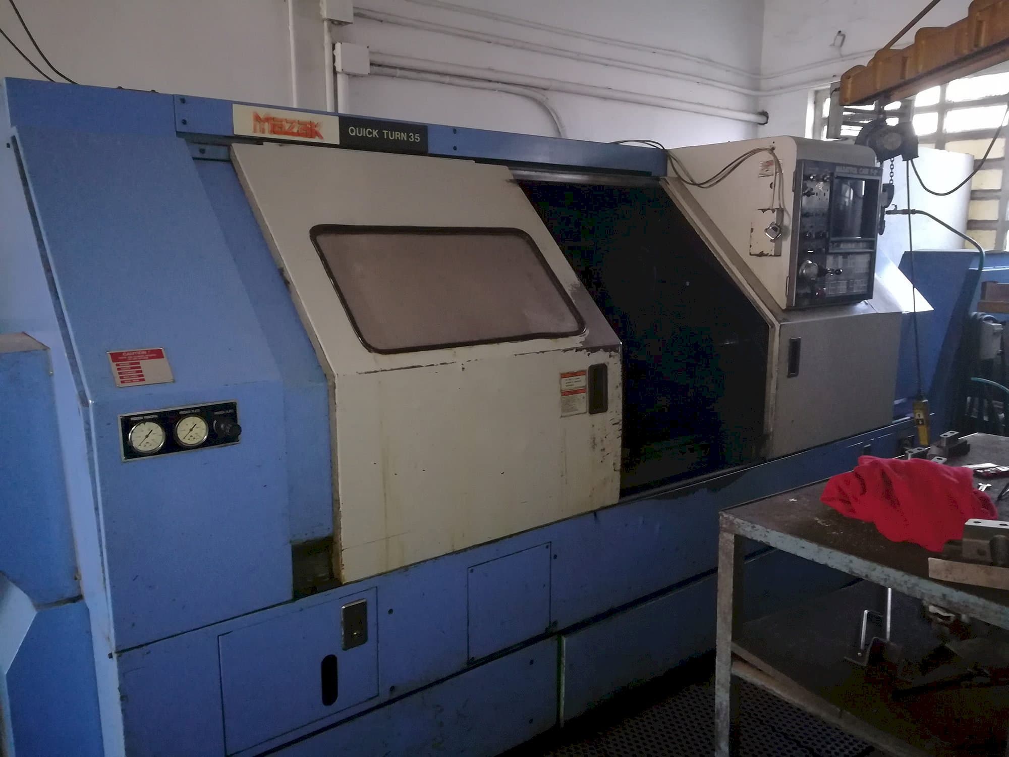 Mazak Quick Turn 35-maskinen framifrån