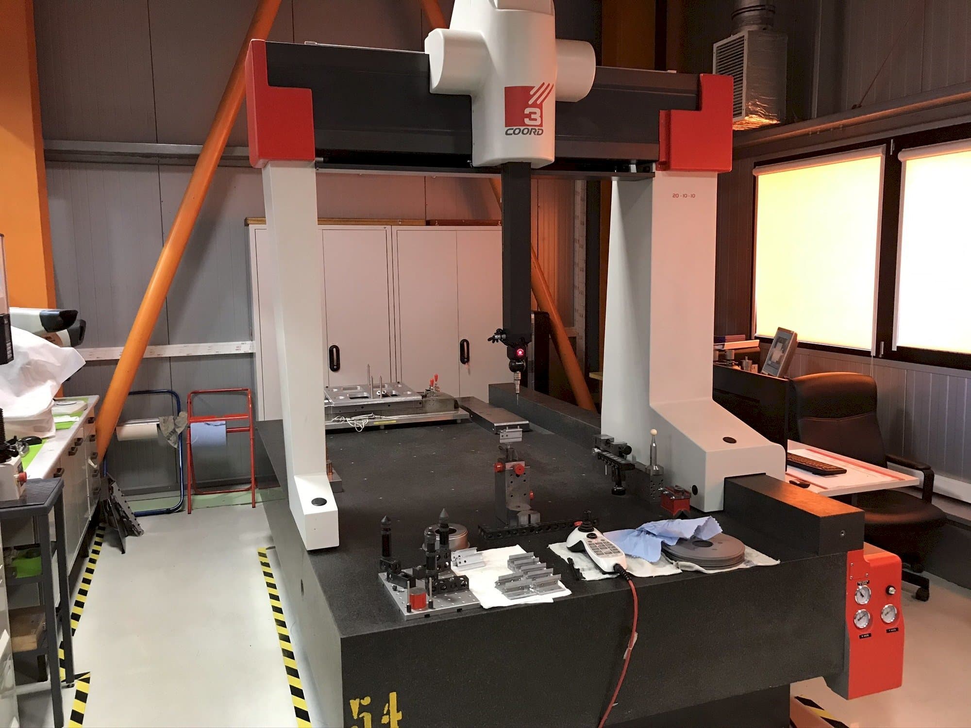 Coord3 MC16 20-10-10-maskinen framifrån