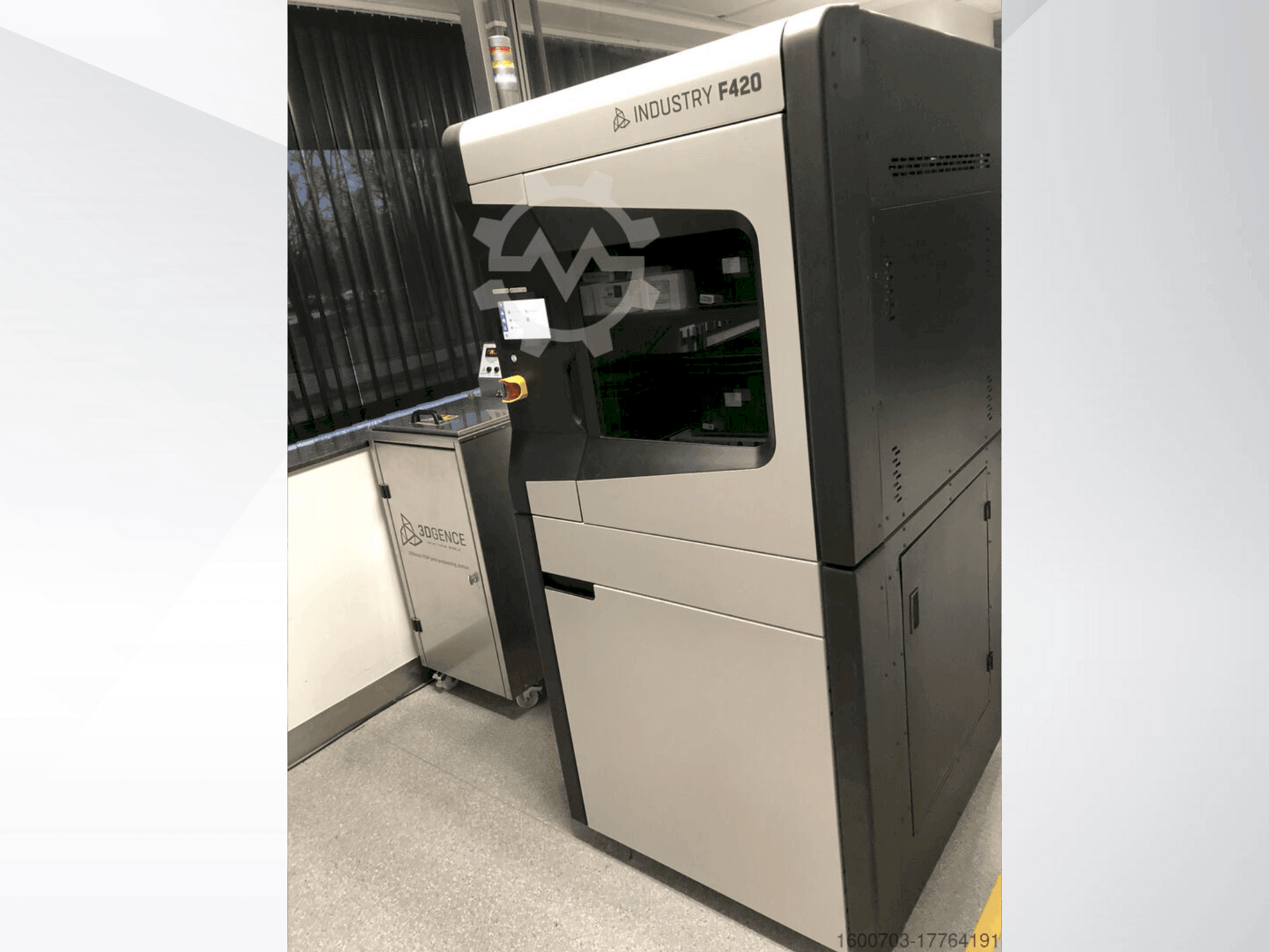 3DGENCE Industry F420-maskinen framifrån
