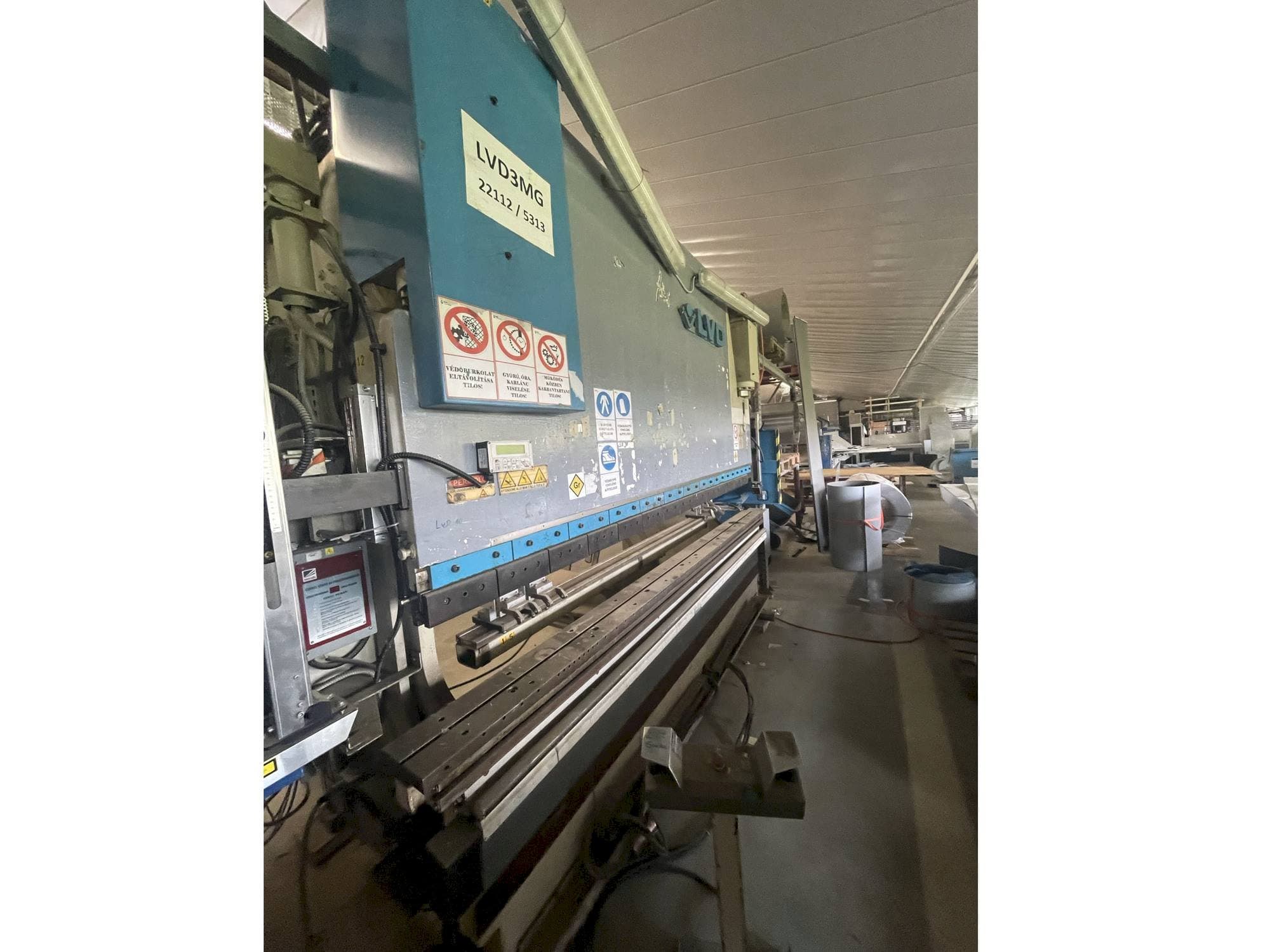 LVD Ppeb 110/30-maskinen framifrån