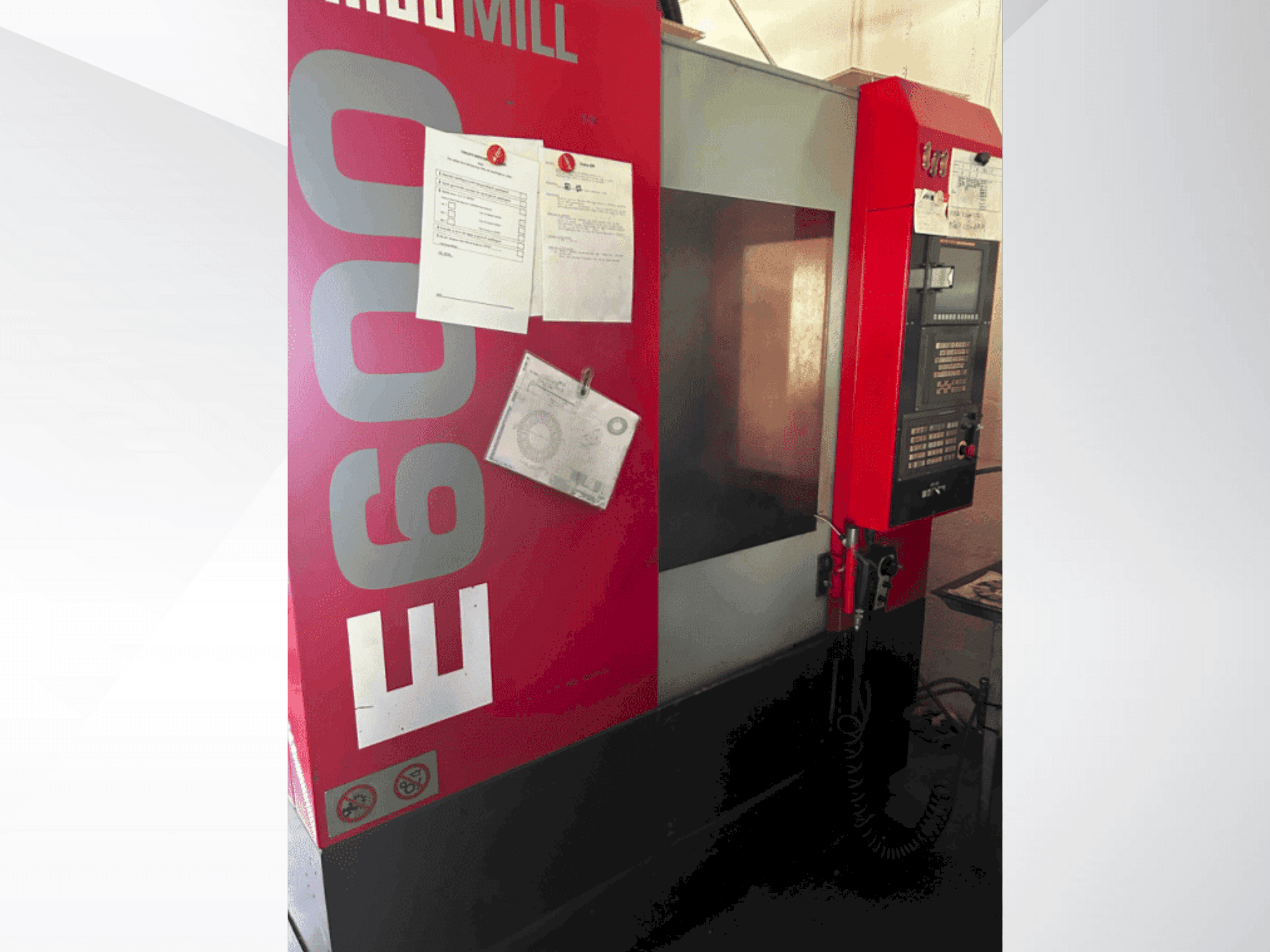 EMCO E600-maskinen framifrån