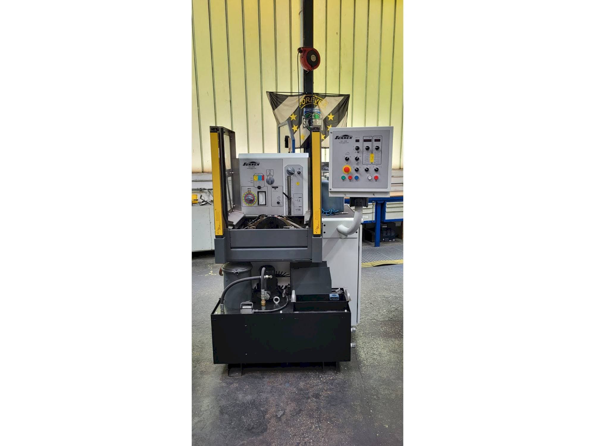 Sunnen ML-2000-maskinen framifrån