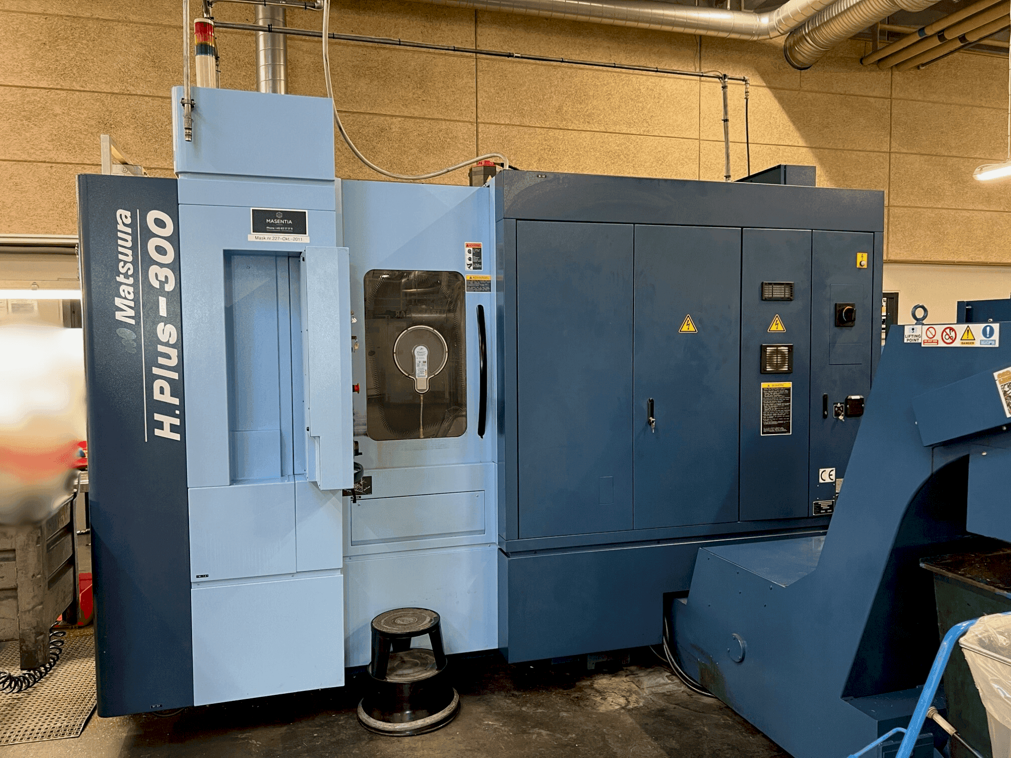 Matsuura H.PLUS-300-maskinen framifrån