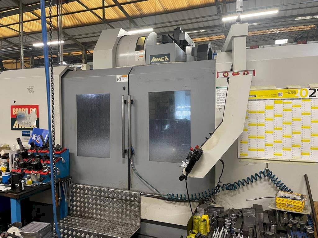 AWEA BM-1600-maskinen framifrån