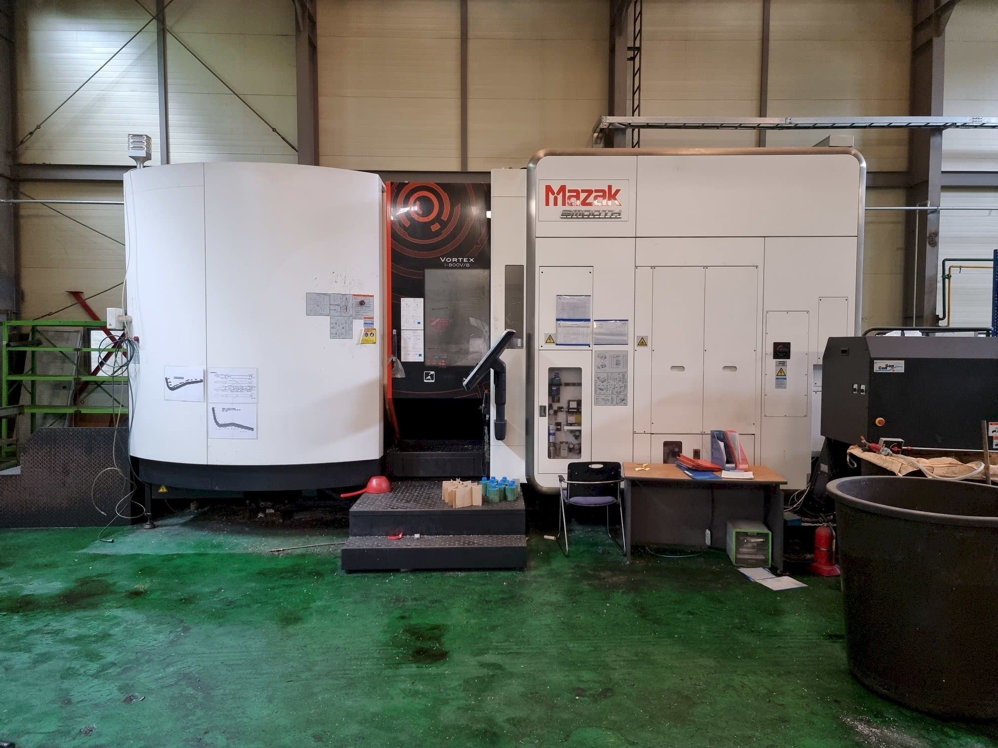 Mazak VORTEX i-800V/8-maskinen framifrån