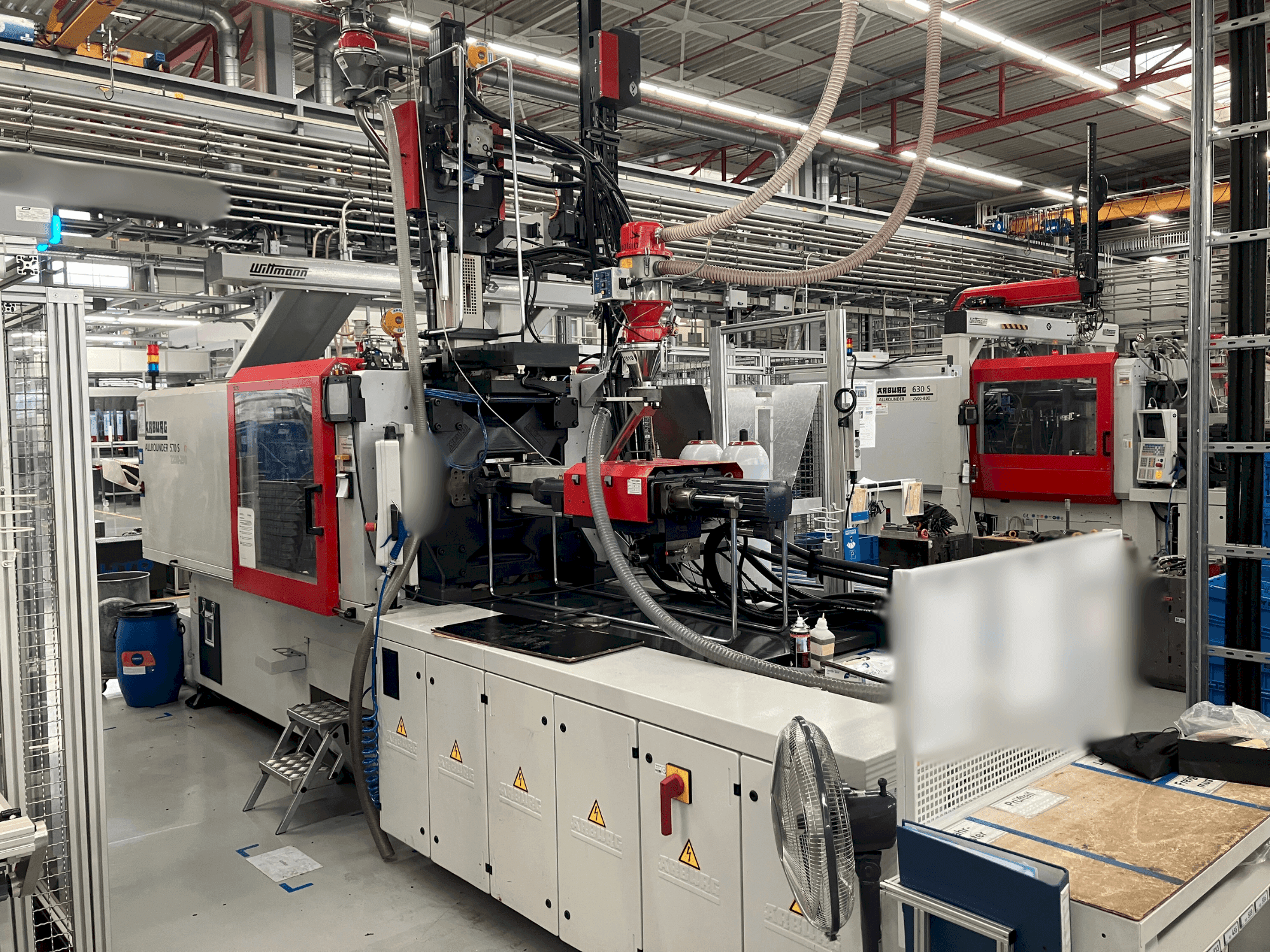 Arburg Allrounder 570 S 2200-290 / 170-maskinen framifrån