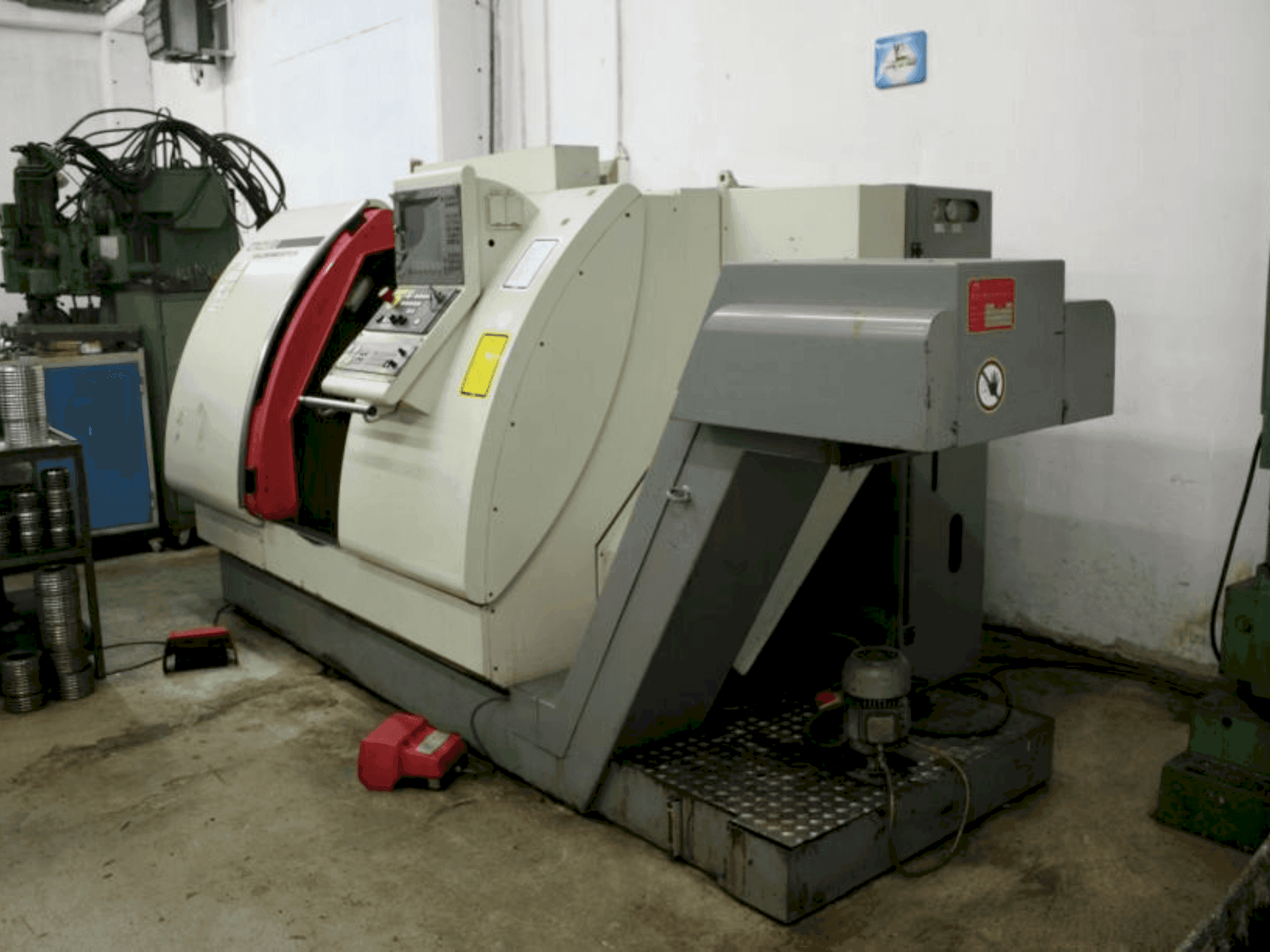 Gildemeister CTX 400 E-maskinen framifrån