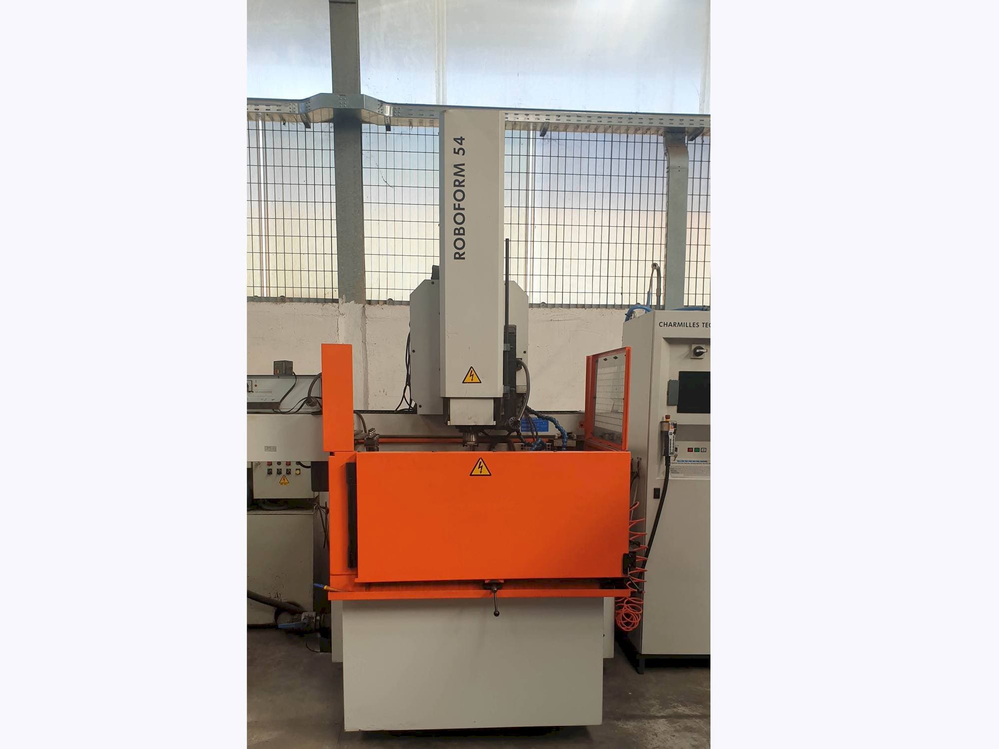 CHARMILLES ROBOFORM 54-maskinen framifrån