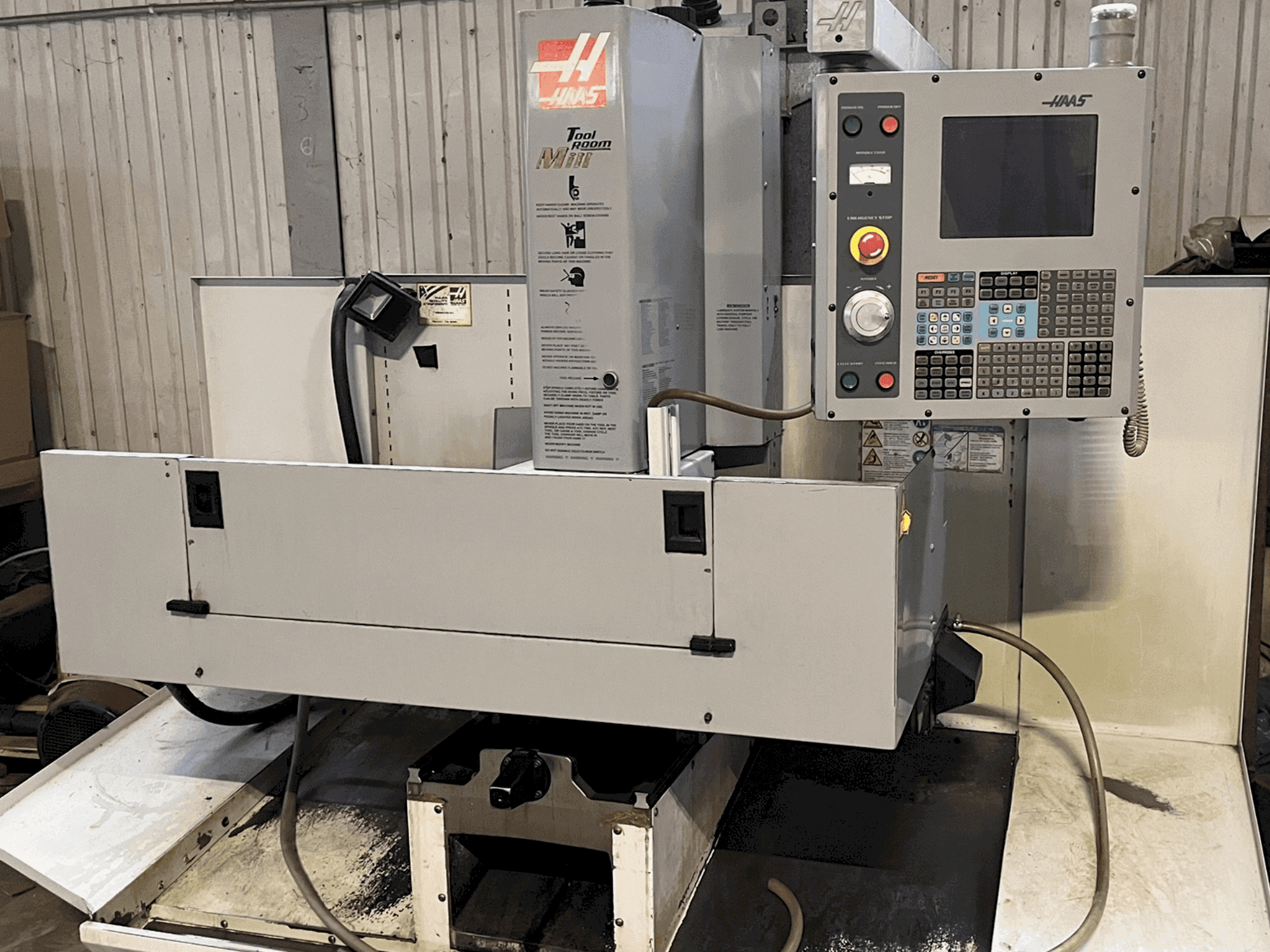 HAAS TM-2HE-maskinen framifrån