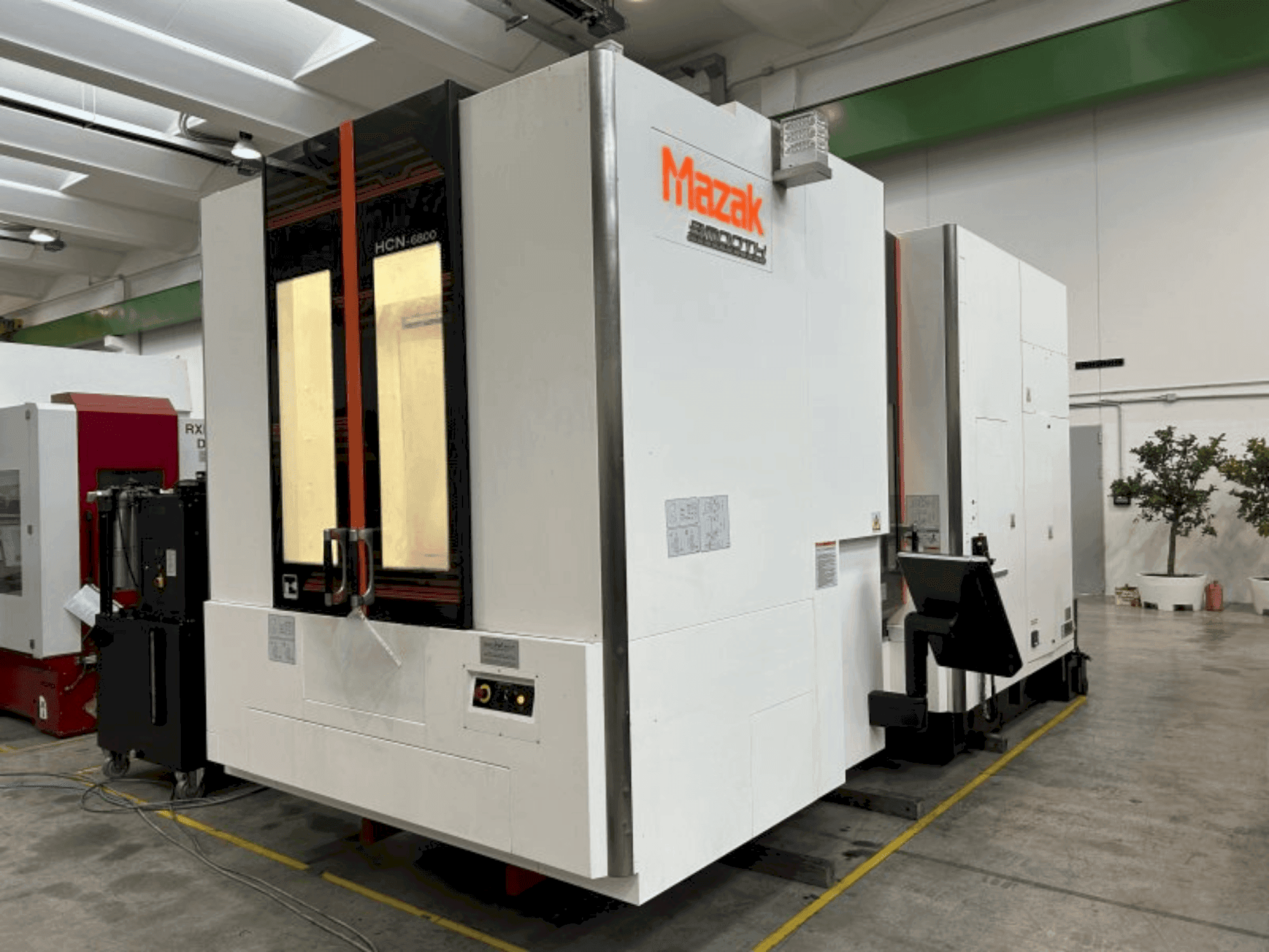 Mazak HCN-6800-maskinen framifrån