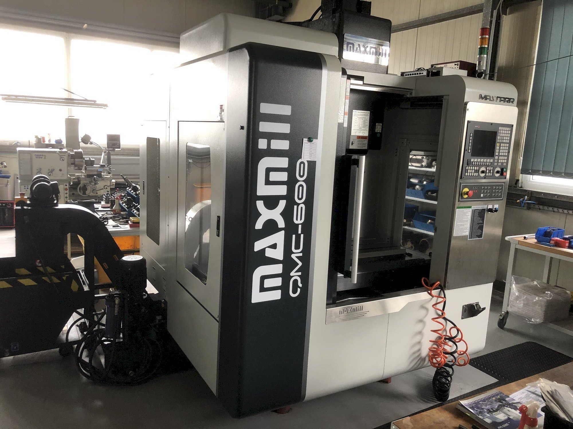 MAXMILL QMC-600-maskinen framifrån