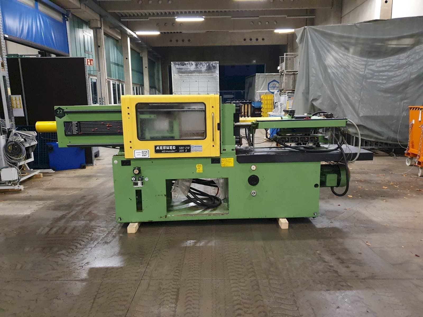 Arburg Allrounder 320 D 500-210-maskinen framifrån