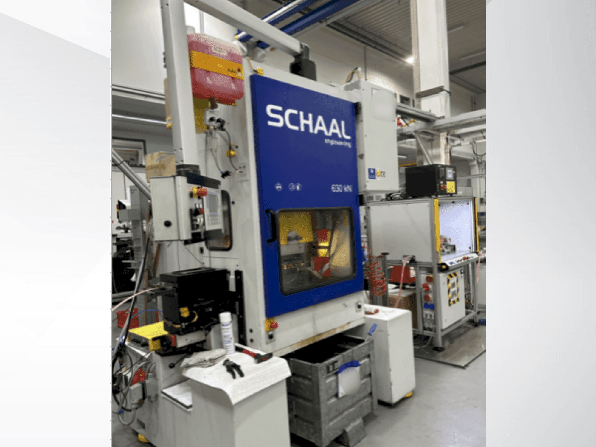 SCHAAL SEP63N-maskinen framifrån