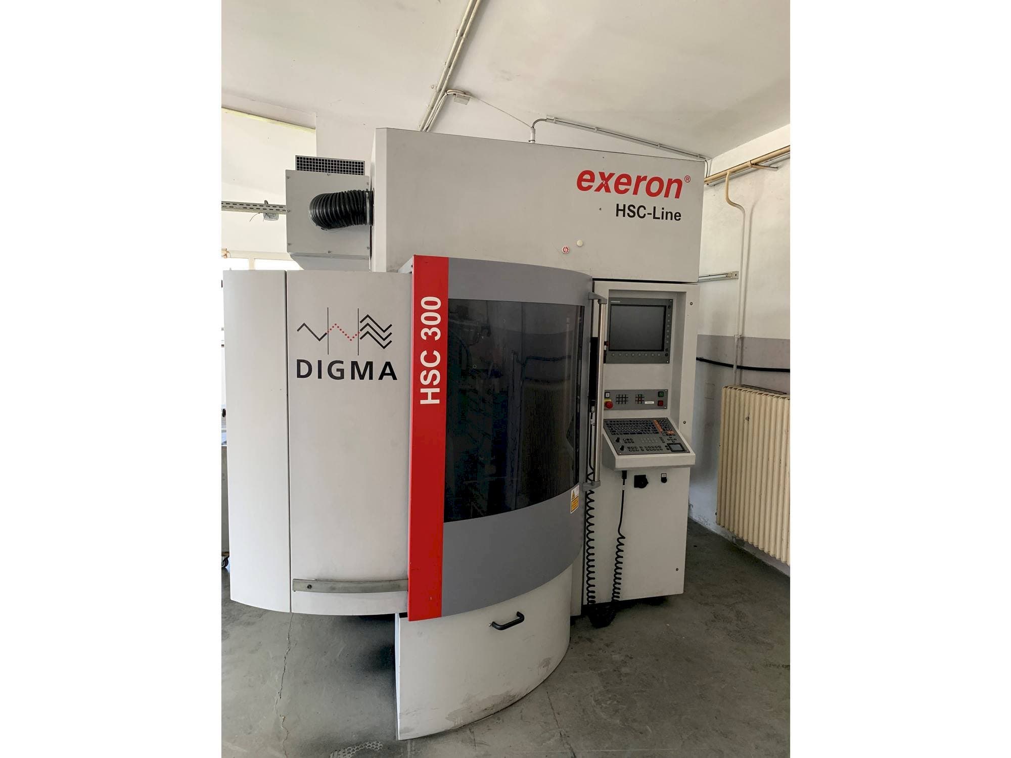 Exeron HSC 300P-maskinen framifrån