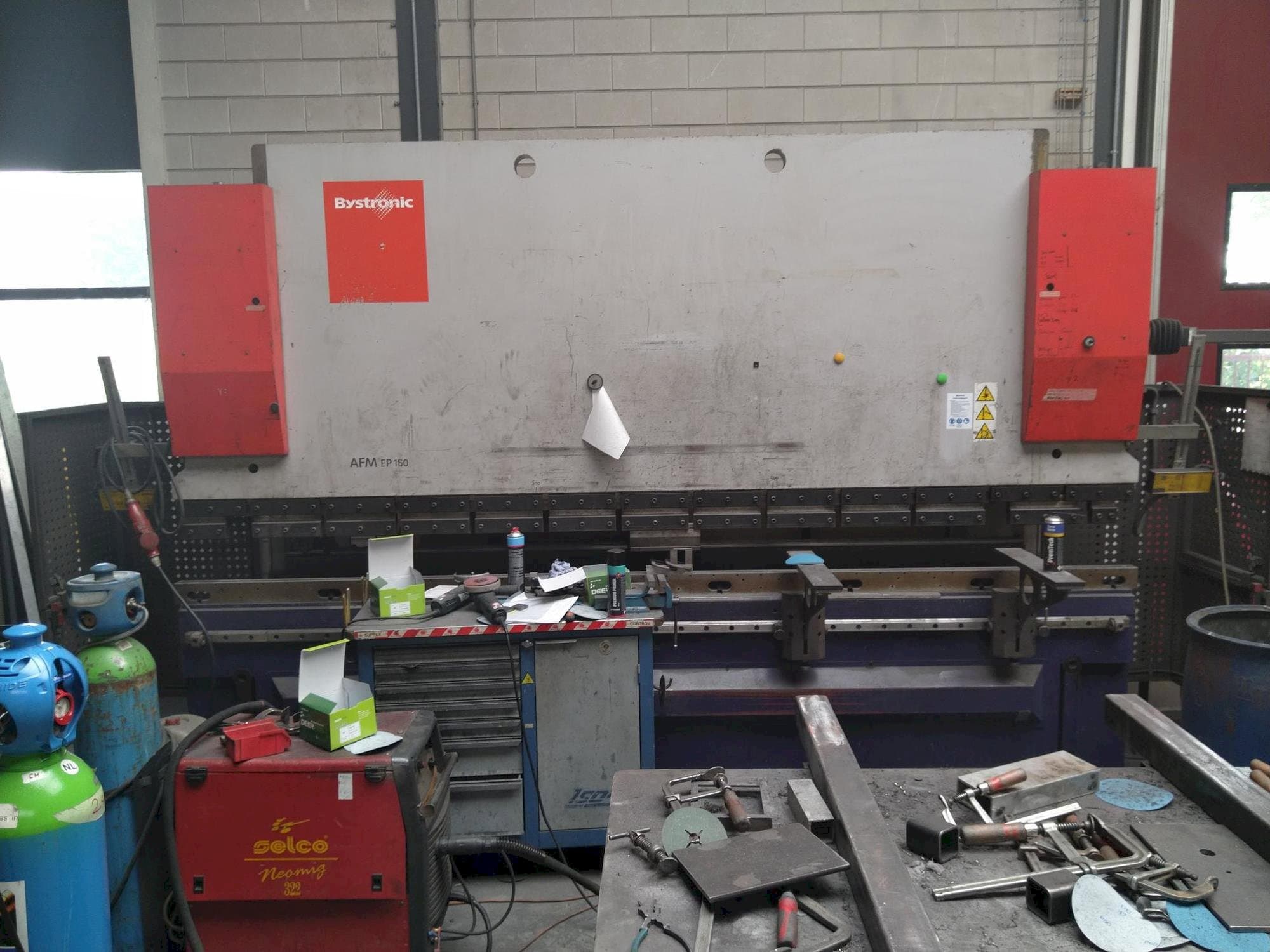 Bystronic EP40-160-maskinen framifrån