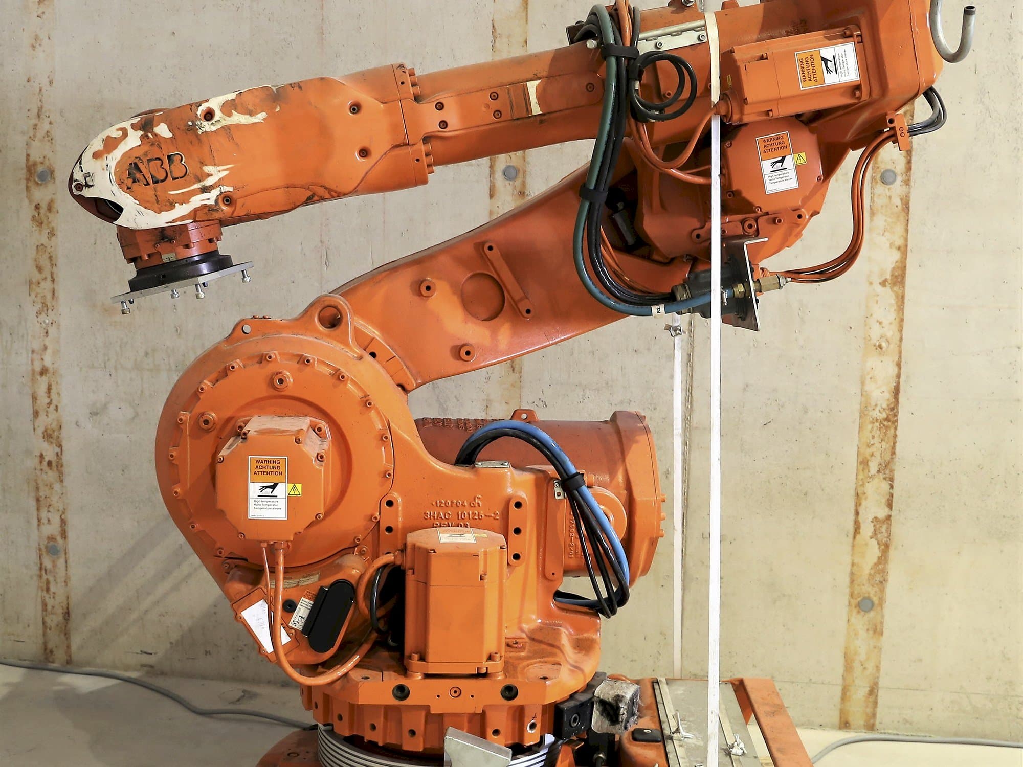 ABB-maskinen framifrån6600