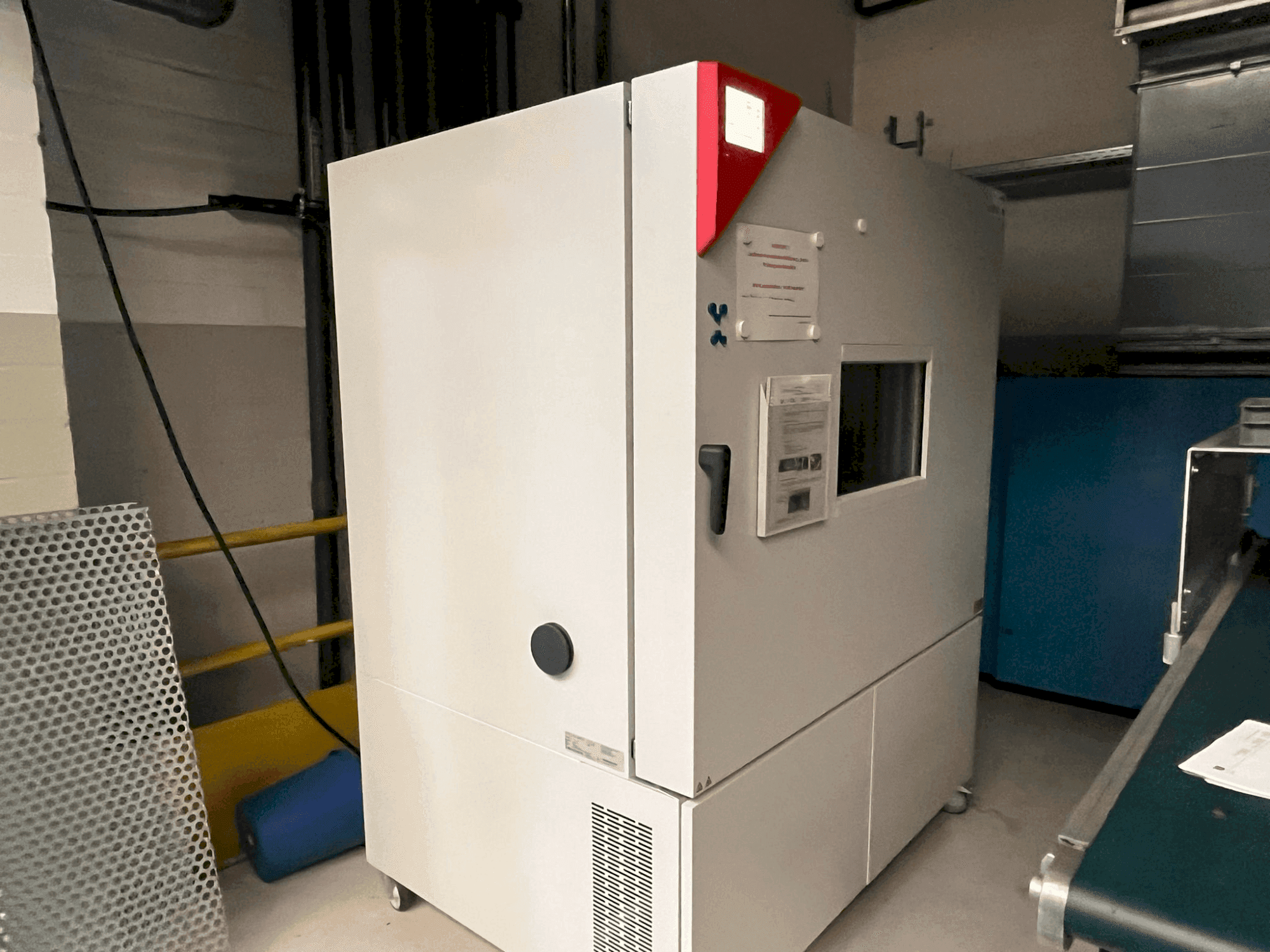 BINDER MKFT 720-maskinen framifrån