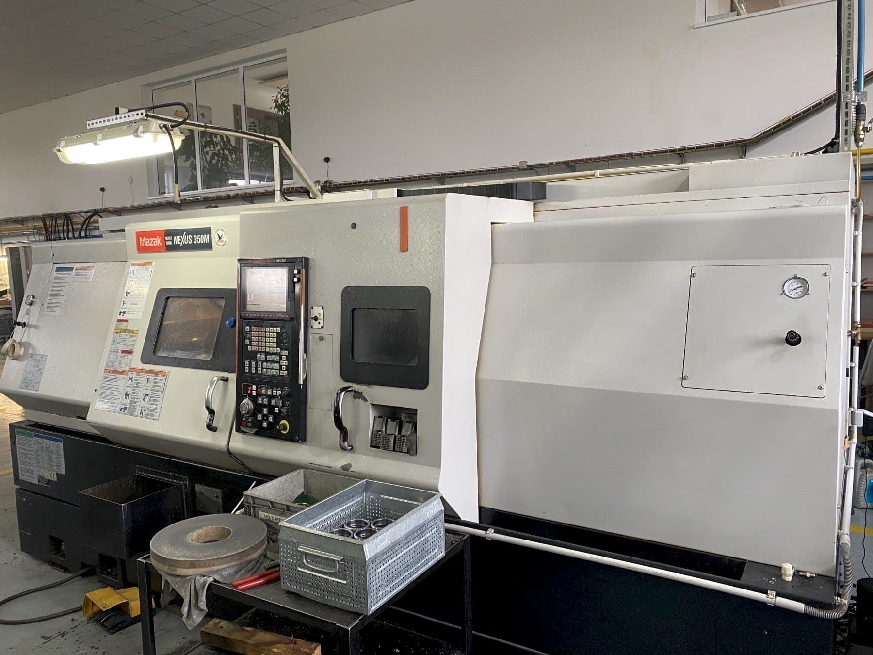 Mazak QUICKTURN Nexus 350M-maskinen framifrån