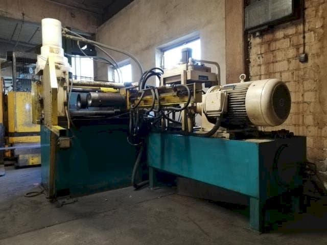 EKALE REP-40-200-3-maskinen framifrån