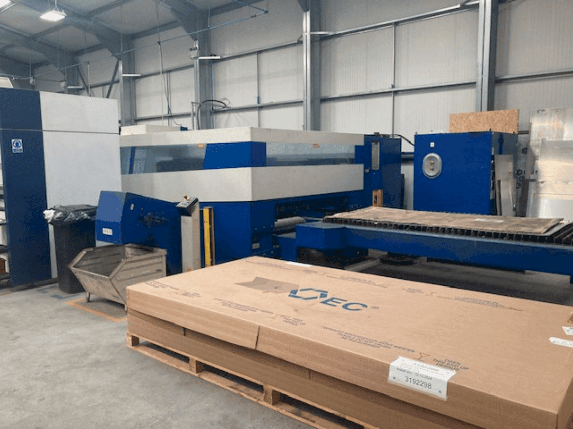 TRUMPF Trulaser 5030-maskinen framifrån