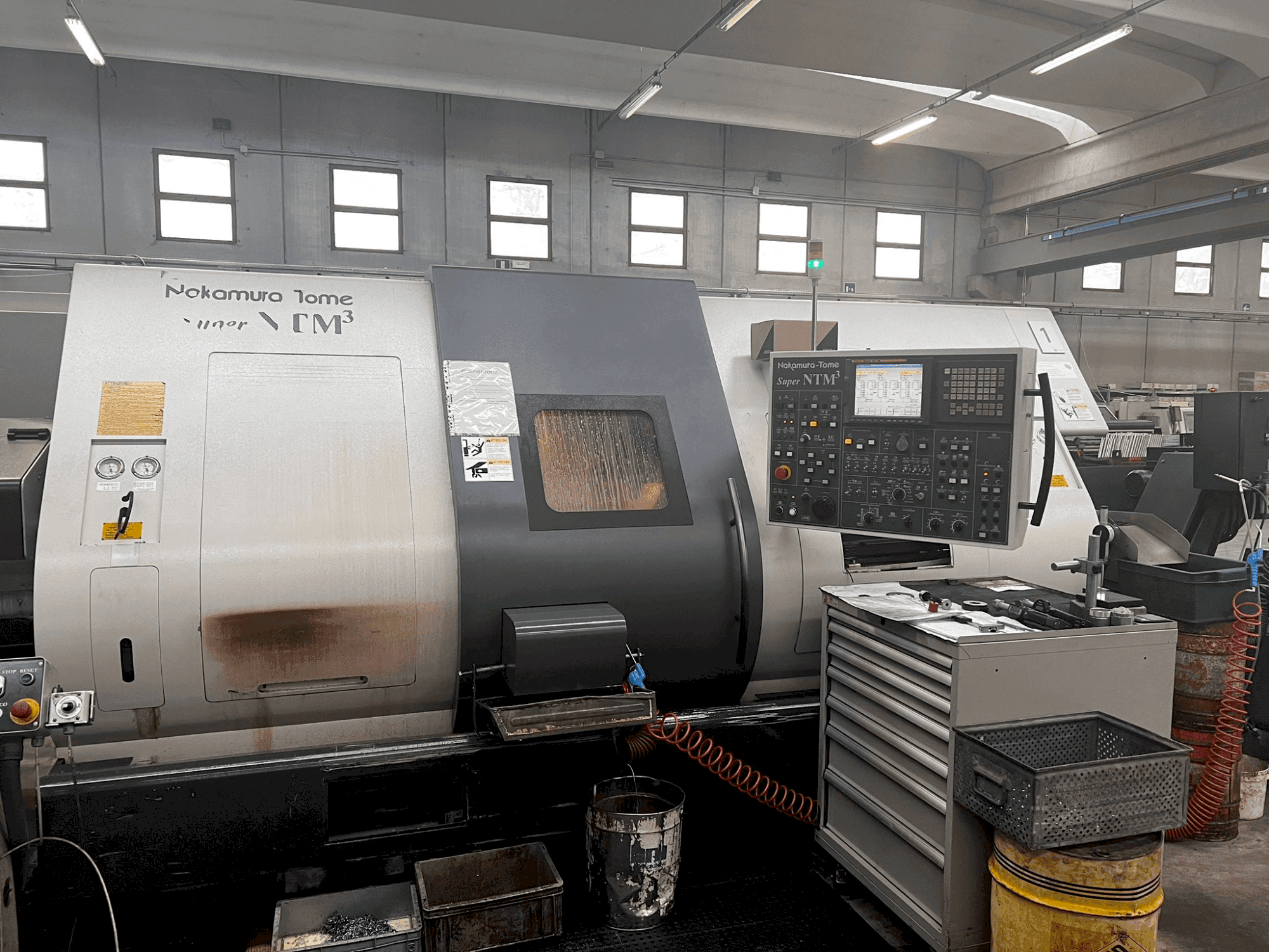 NAKAMURA NTM3-maskinen framifrån