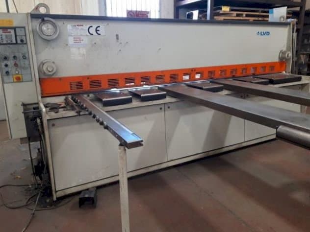 LVD LDR 3000mm x 6mm-maskinen framifrån
