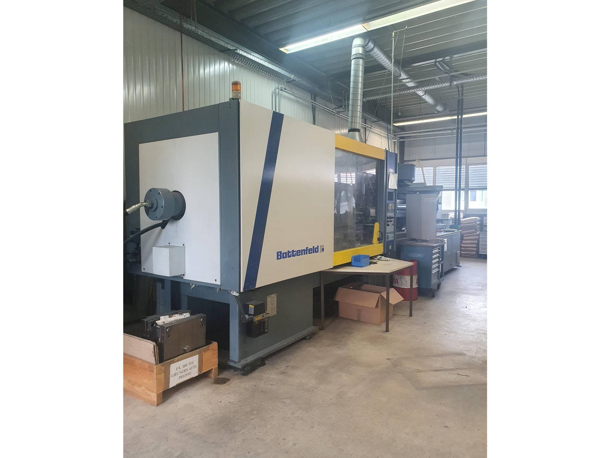 Battenfeld BK 3500/2800-maskinen framifrån