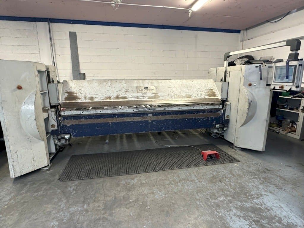 SCHRODER SPB 3200/3.0-maskinen framifrån