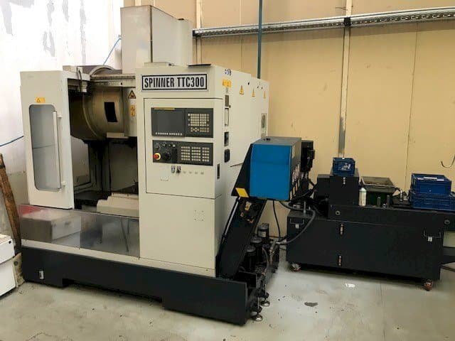 SPINNER TTC300 52 SMMCY-maskinen framifrån