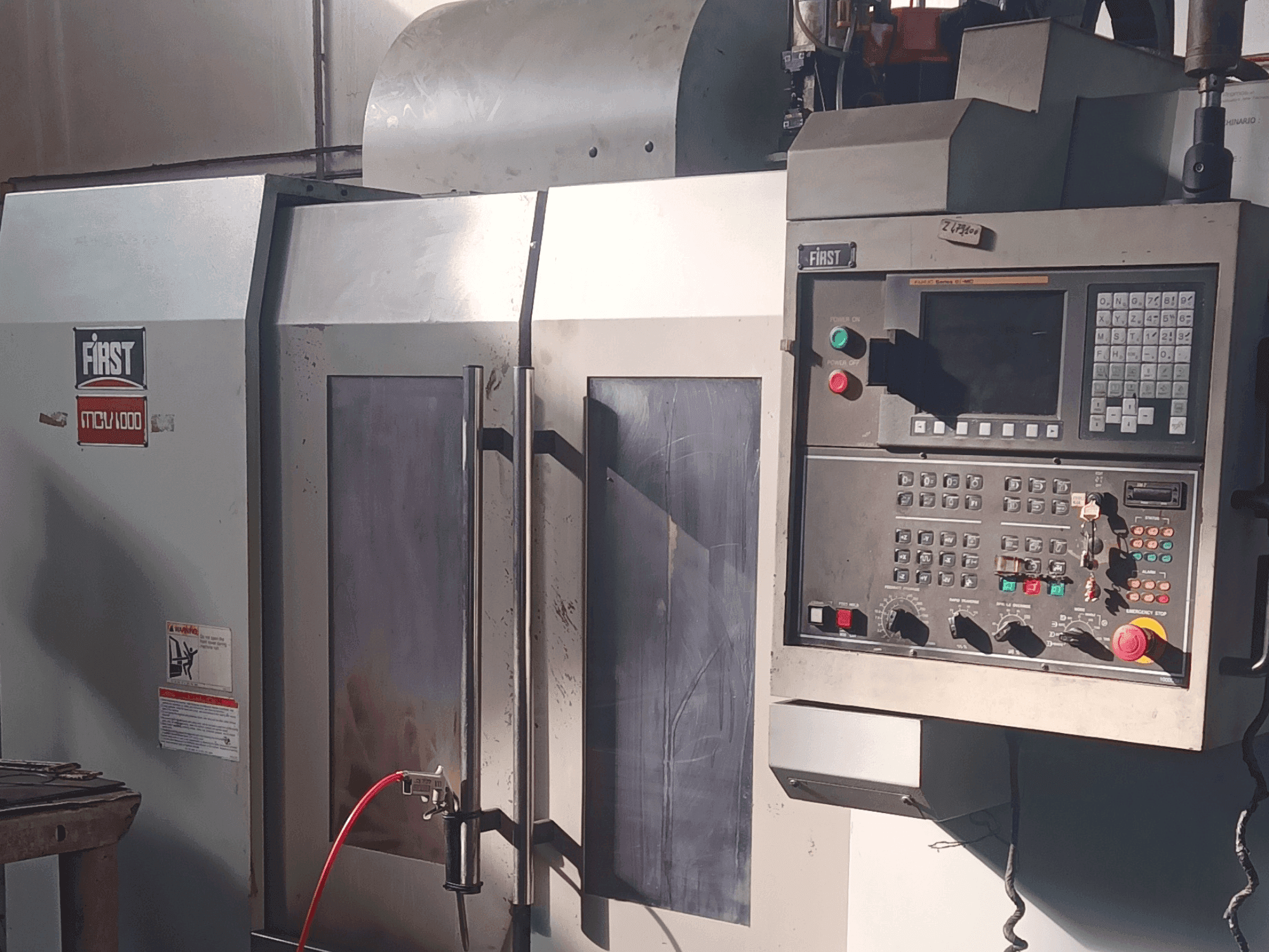 FIRST MCV-100-maskinen framifrån