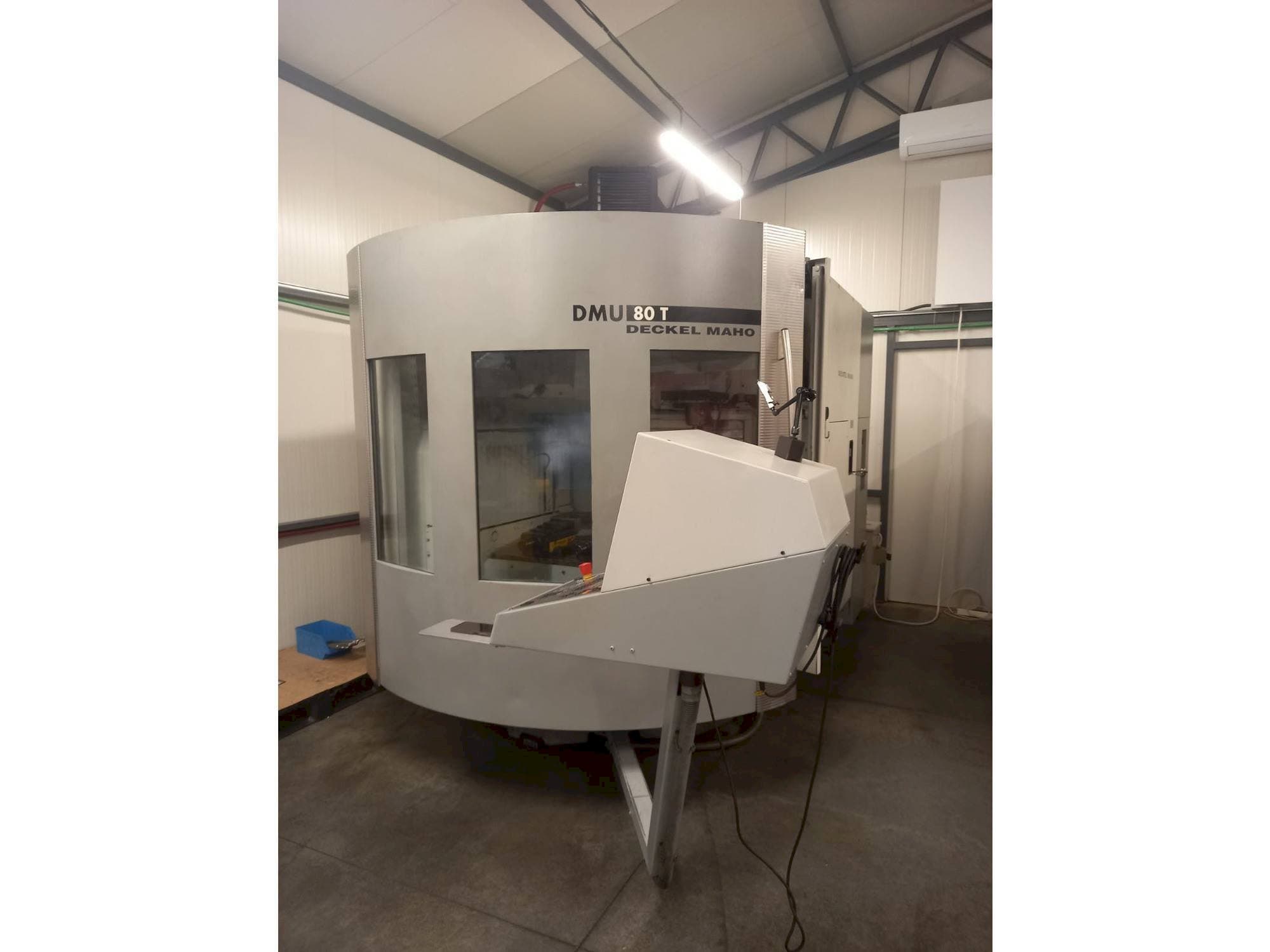DECKEL MAHO DMU 80T-maskinen framifrån