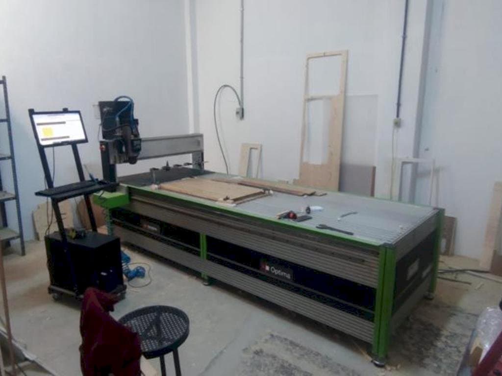 OPTIMA 2510-maskinen framifrån