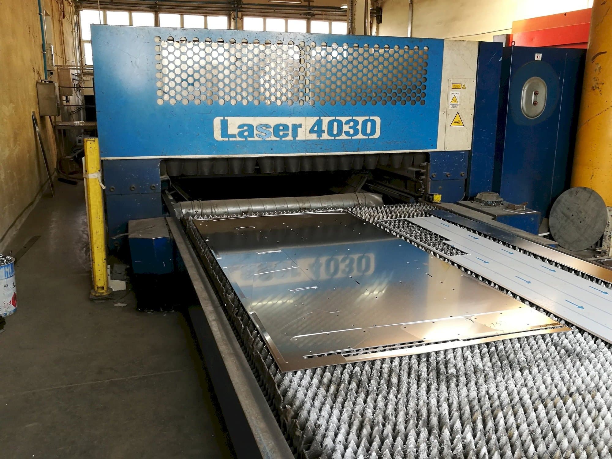 Trumpf Trumatic L4030-maskinen framifrån
