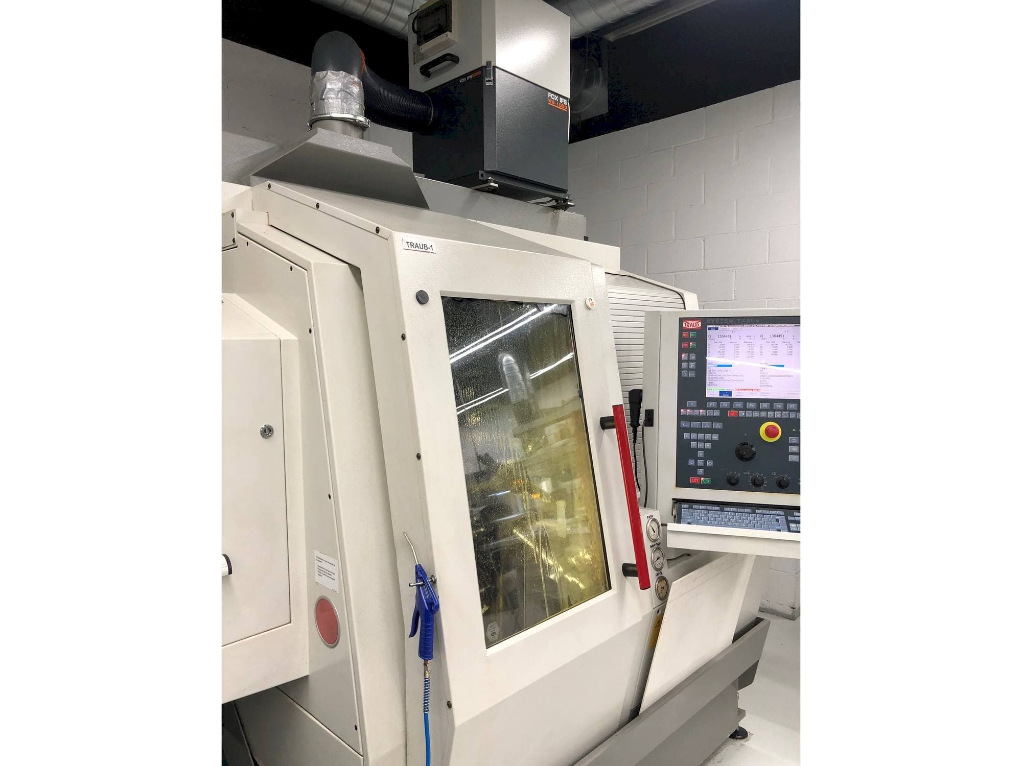 TRAUB TNL 18-maskinen framifrån