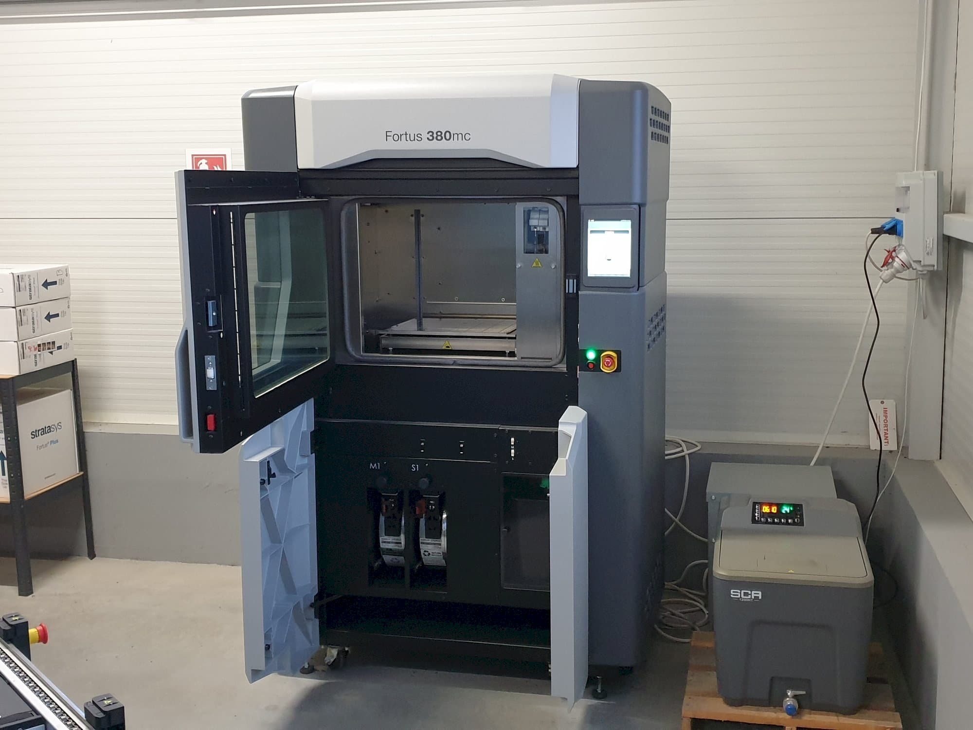 Stratasys Fortus 380mc-maskinen framifrån