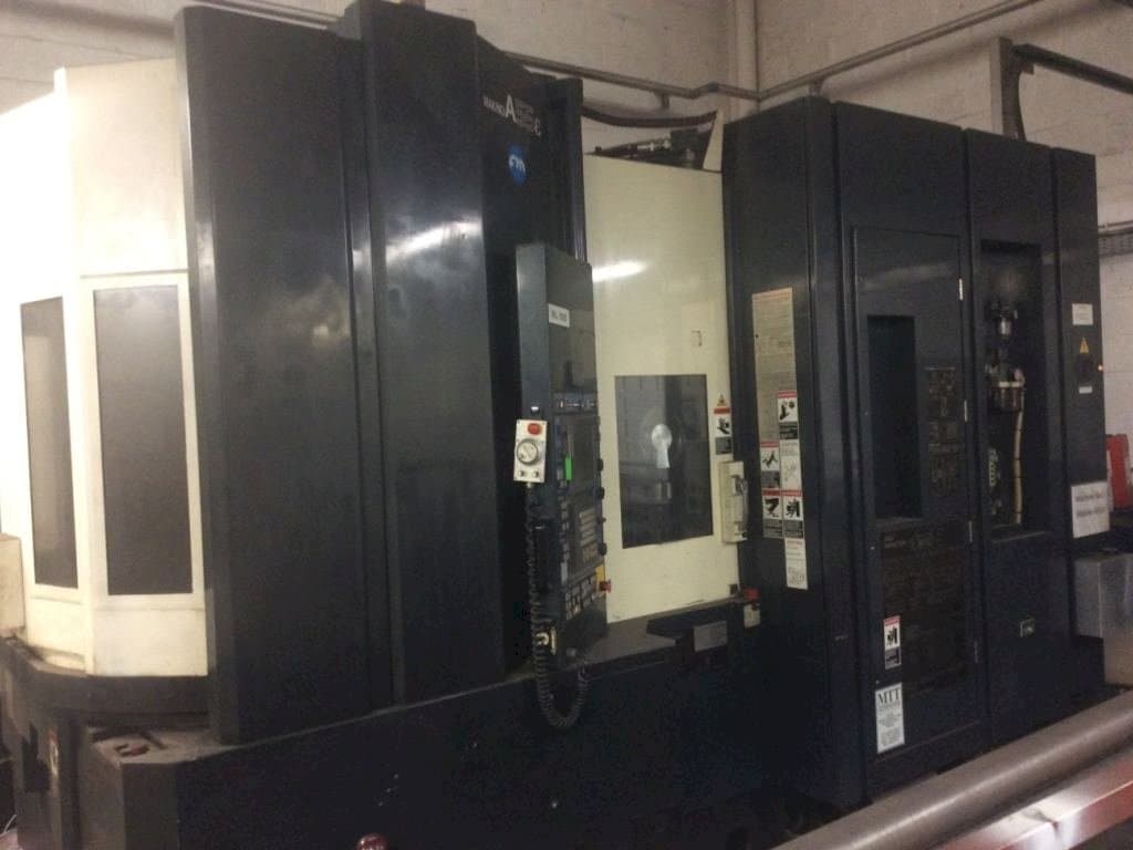 Makino A55e-maskinen framifrån