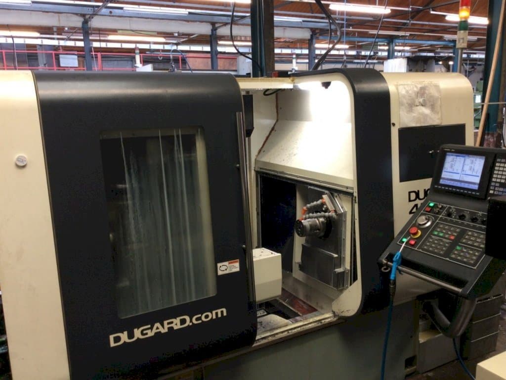 Dugard									 42 TT-maskinen framifrån