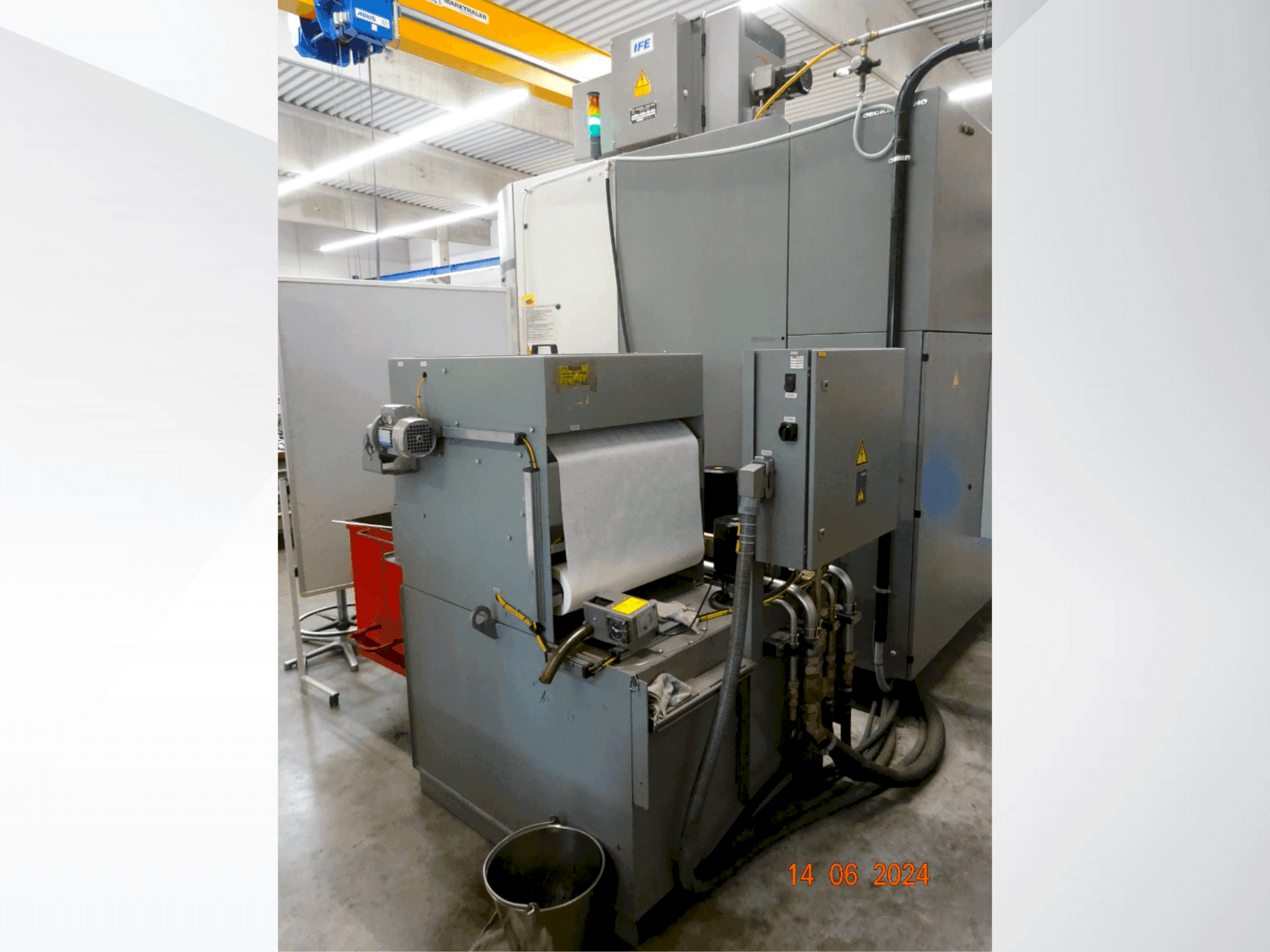 DMG DMU 80 MonoBlock-maskinen framifrån