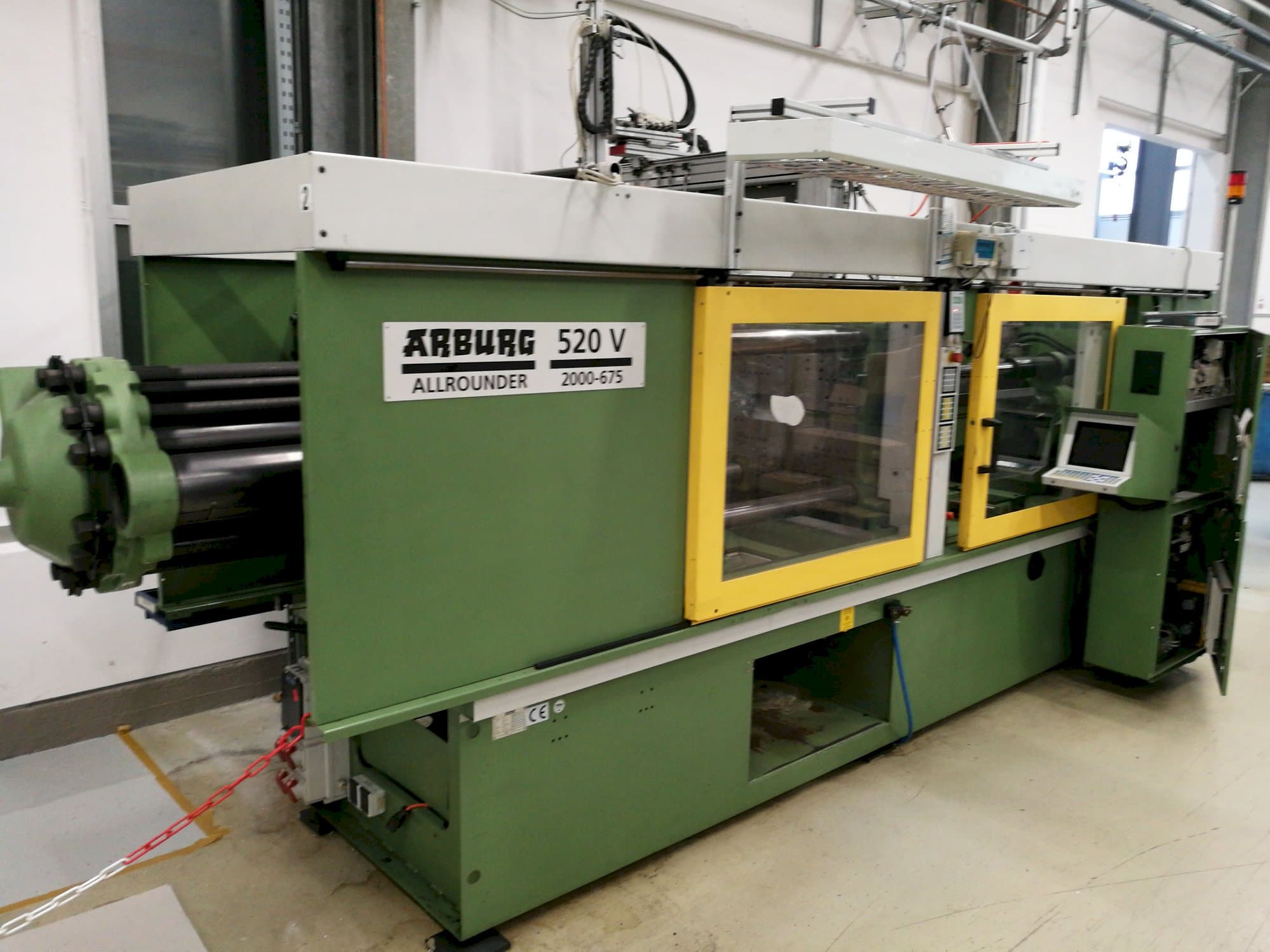 Arburg-maskinen framifrån520 V 2000-675