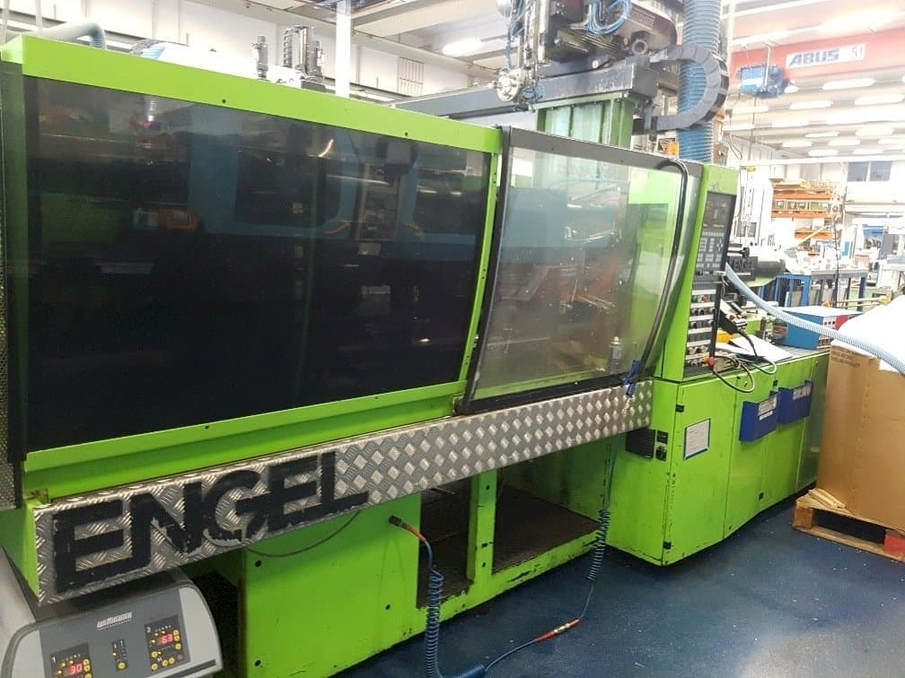 ENGEL ES 600/145 ST-maskinen framifrån
