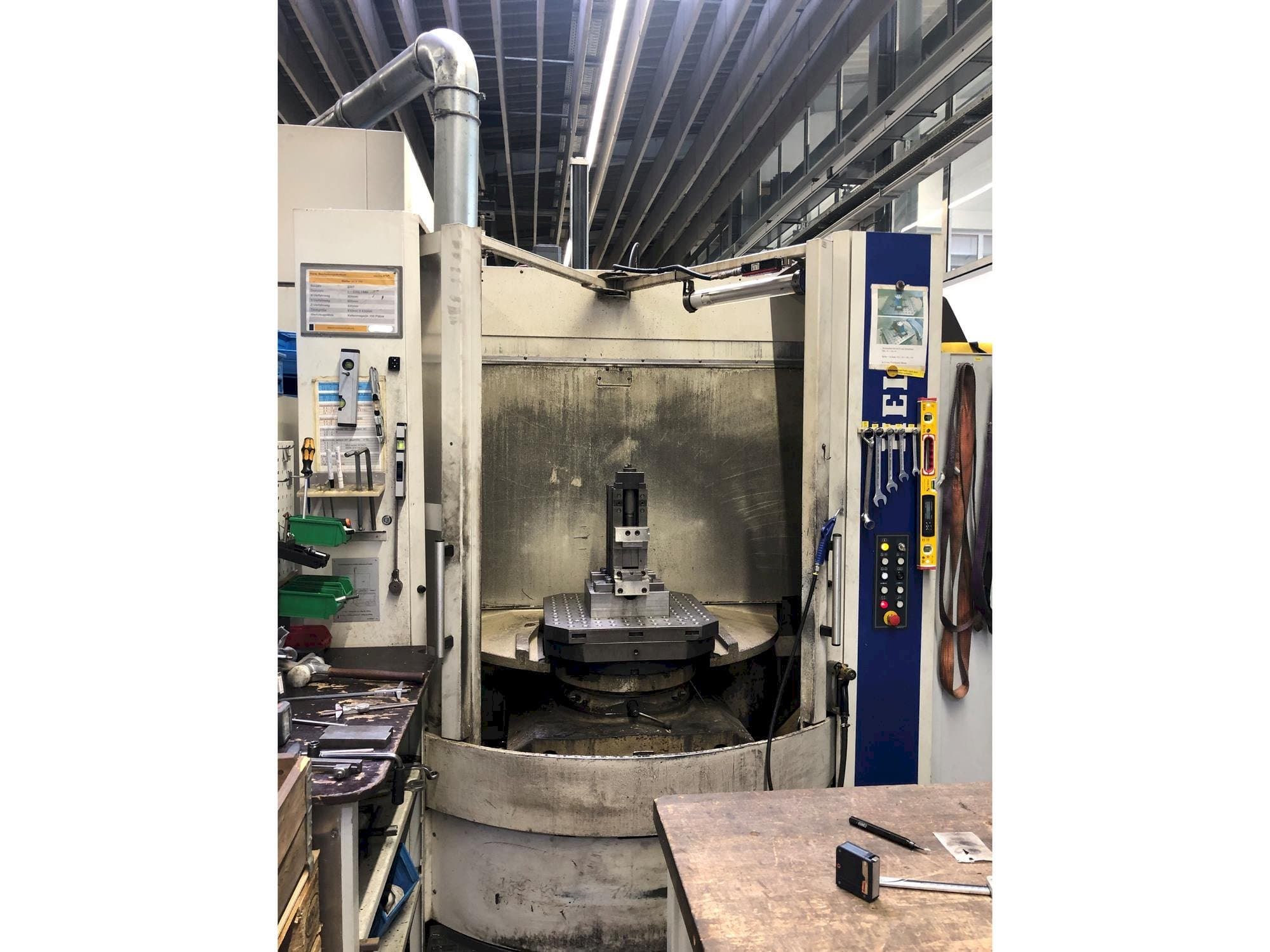 HELLER MCH 250-maskinen framifrån