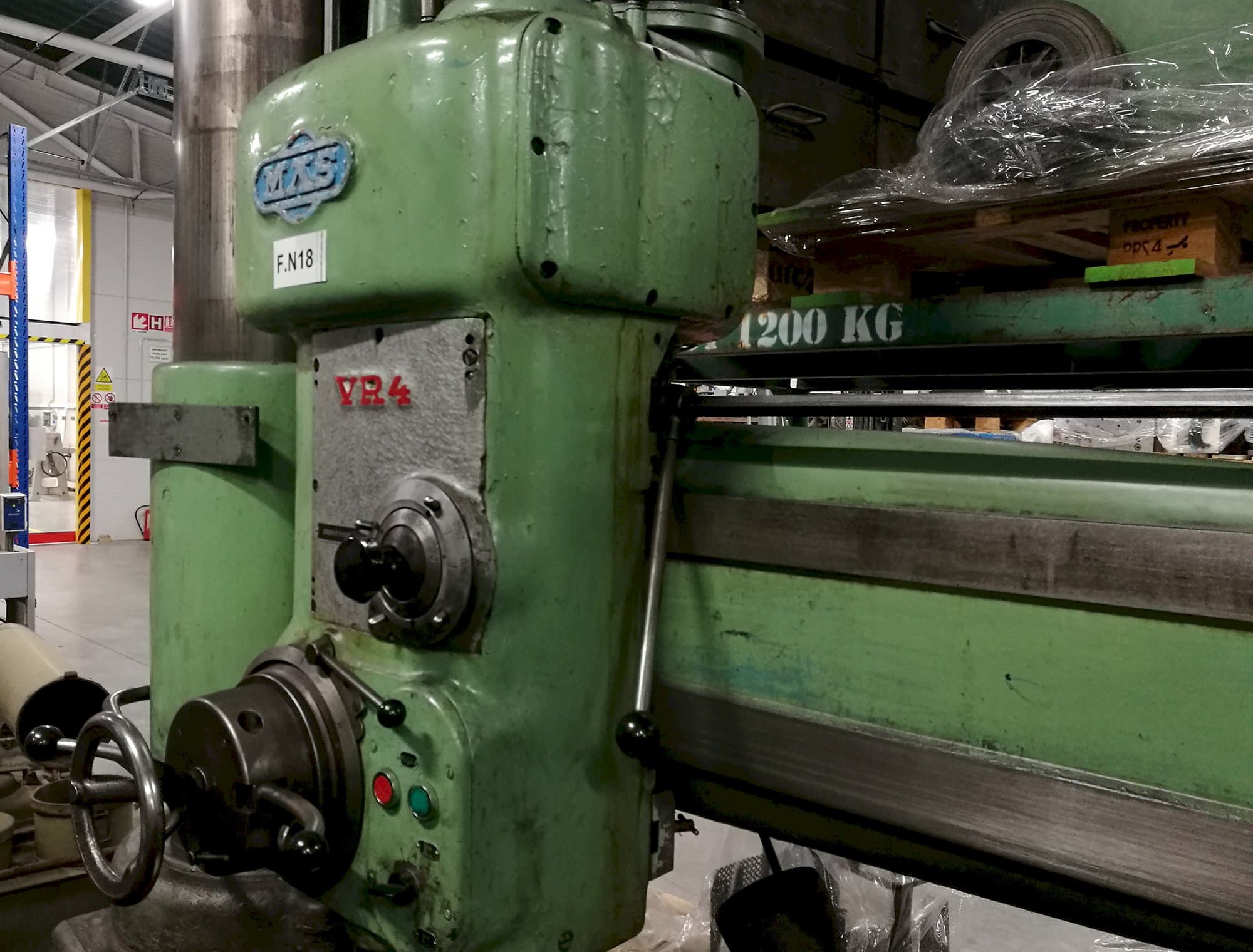 KOVOSVIT MAS-maskinen sedd från vänsterVR 4