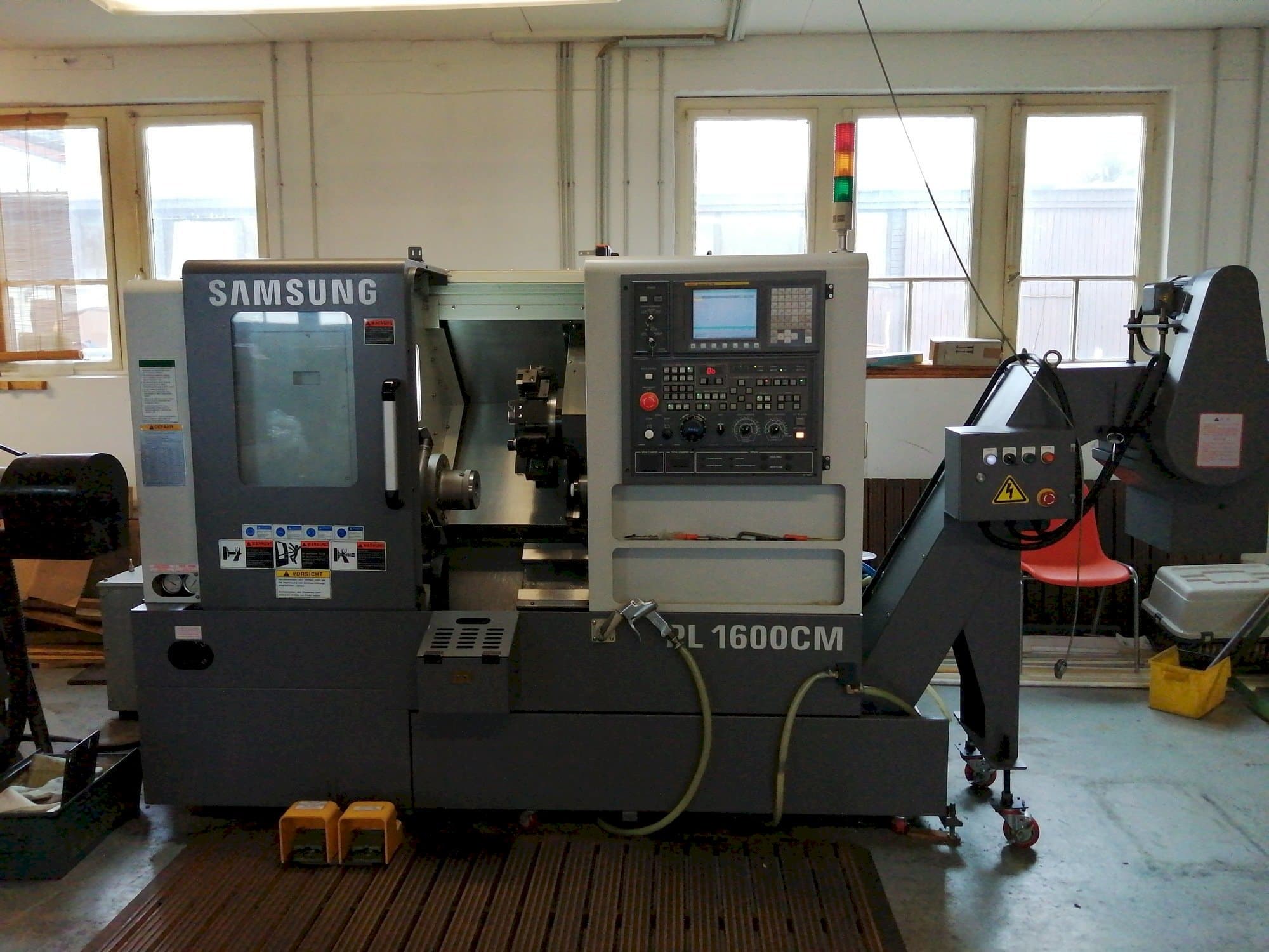 Samsung PL1600CM-maskinen framifrån