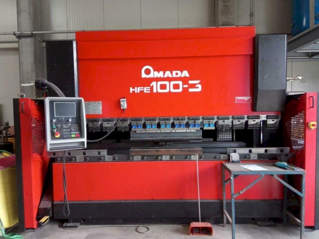 AMADA HFE 100-3-maskinen framifrån
