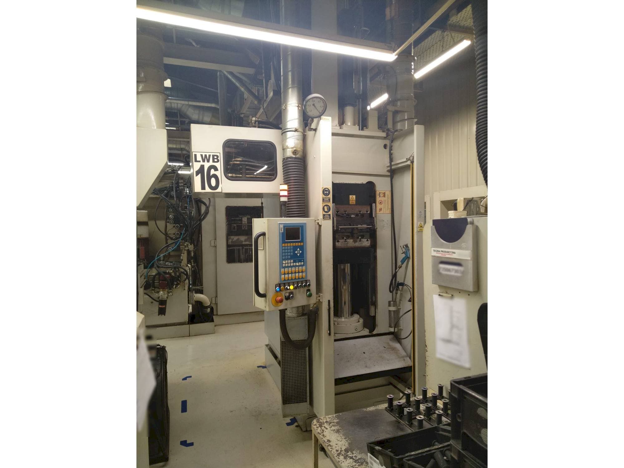 LWB STEINL VRE 1100/1000-maskinen framifrån