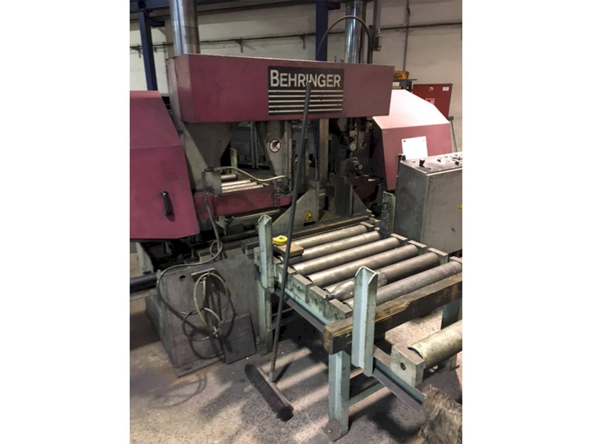 Behringer HBP 530-maskinen framifrån